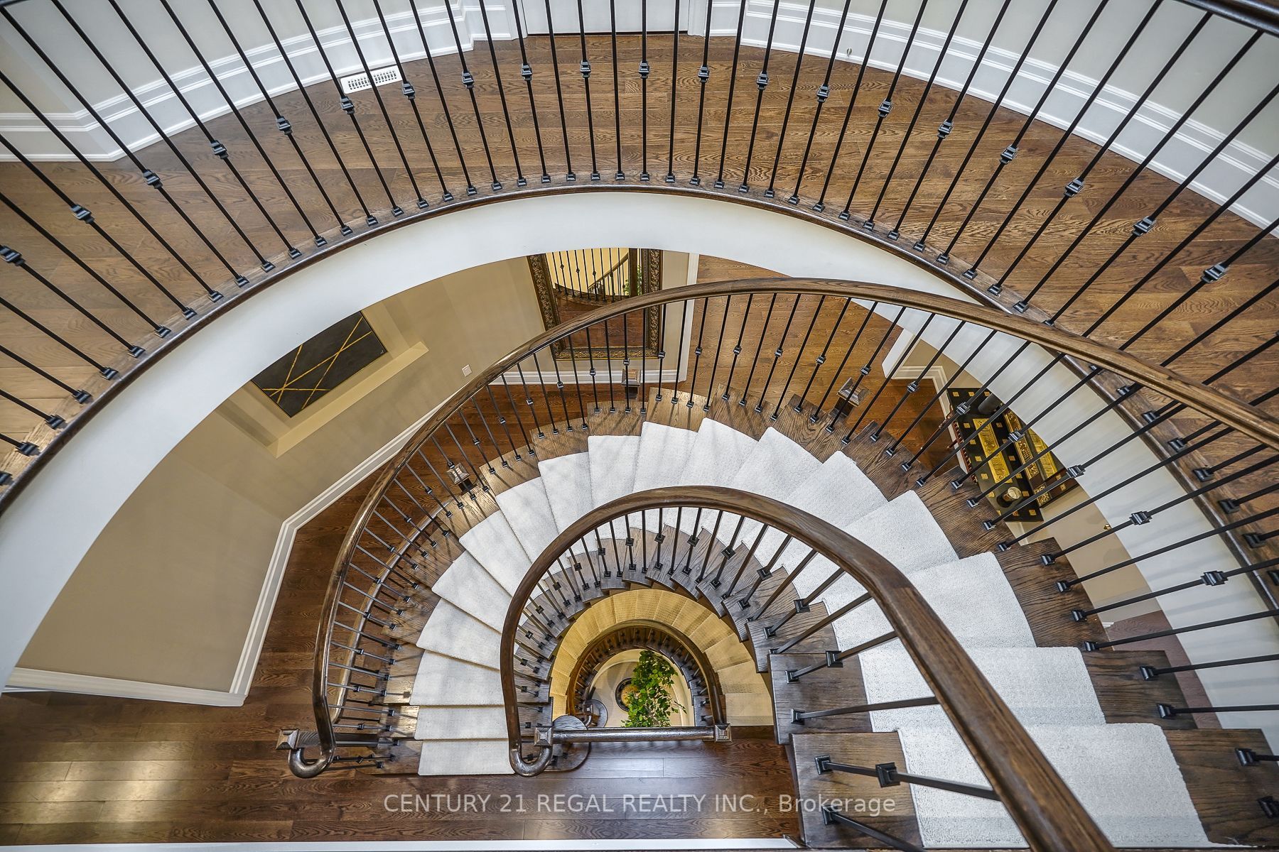 62 Carisbrooke Circ