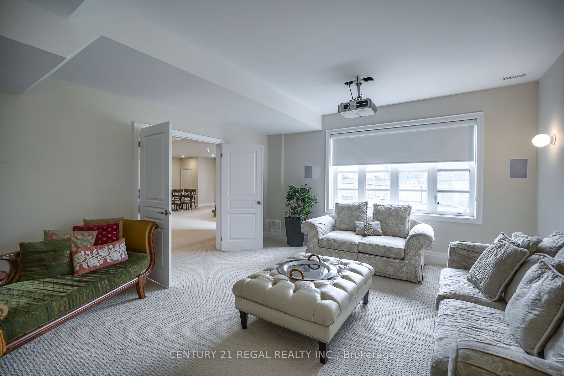 62 Carisbrooke Circ