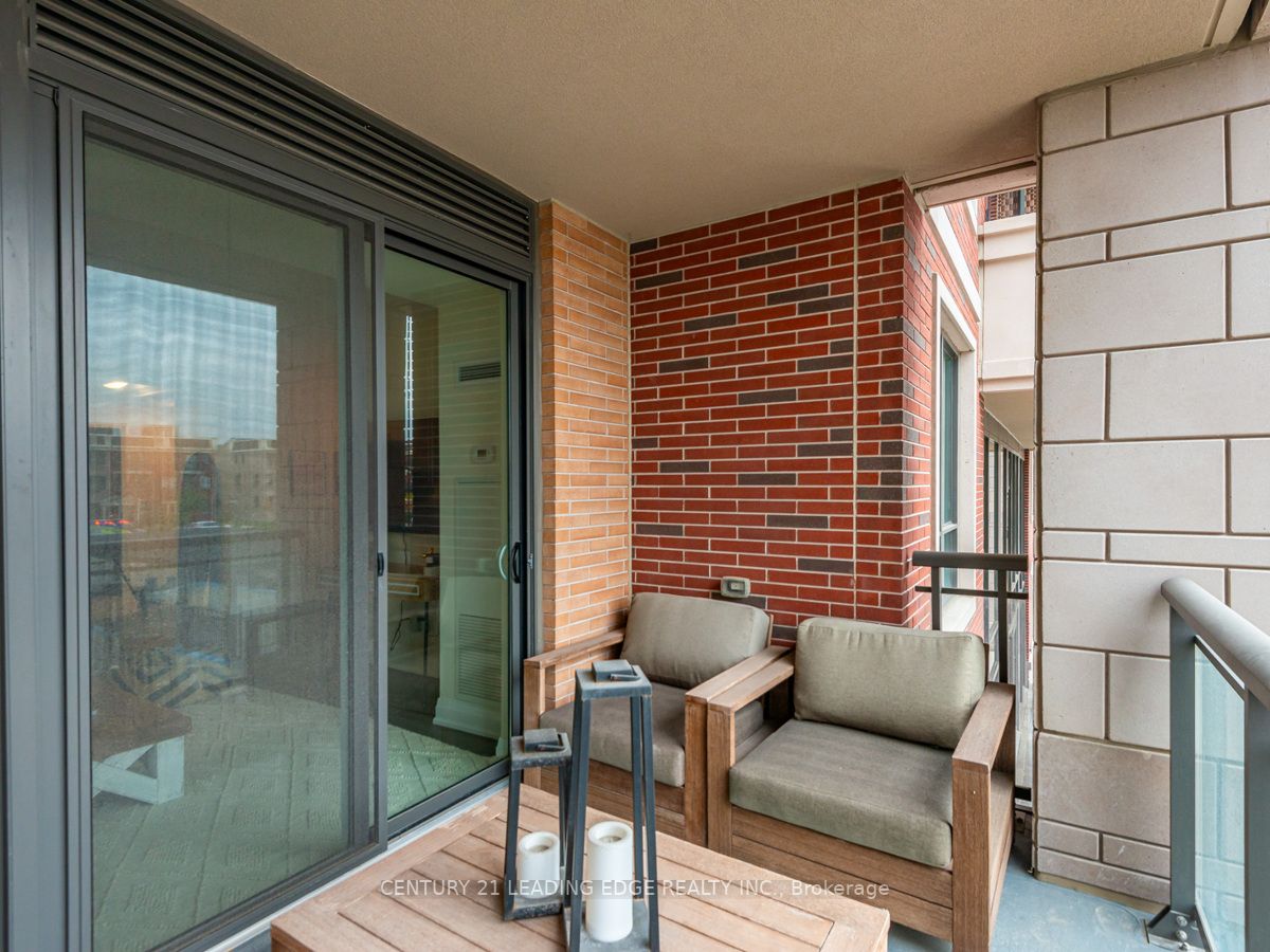 25 BAKER HILL Boulevard, #215