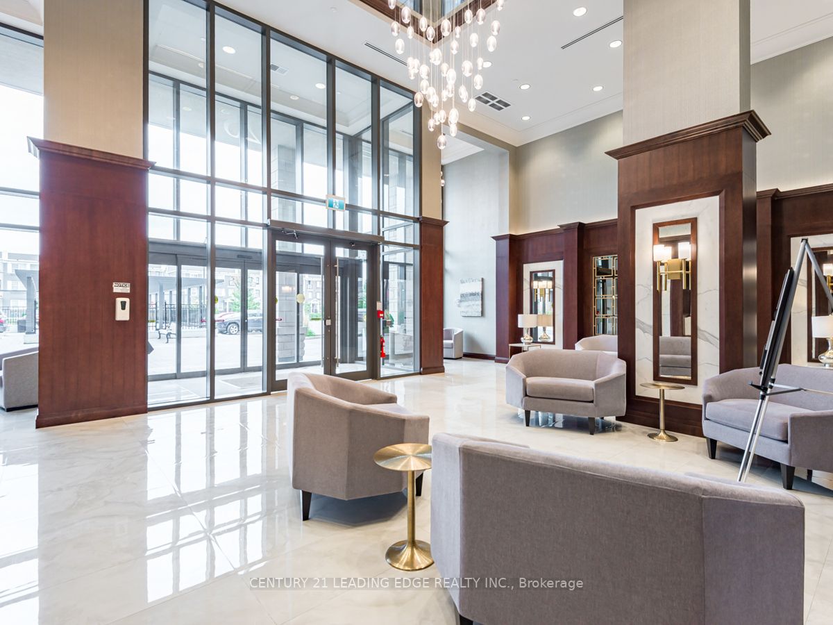 25 BAKER HILL Boulevard, #215