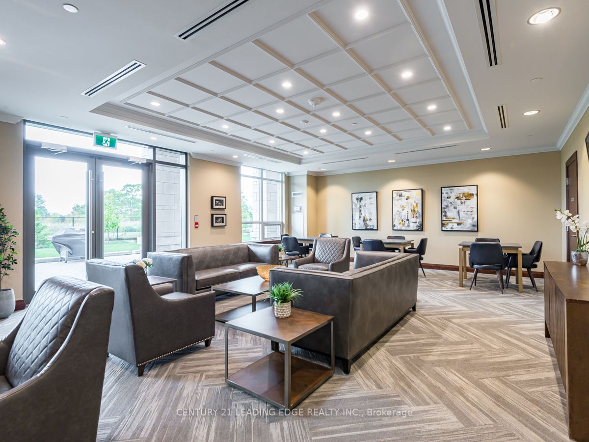 25 BAKER HILL Boulevard, #215
