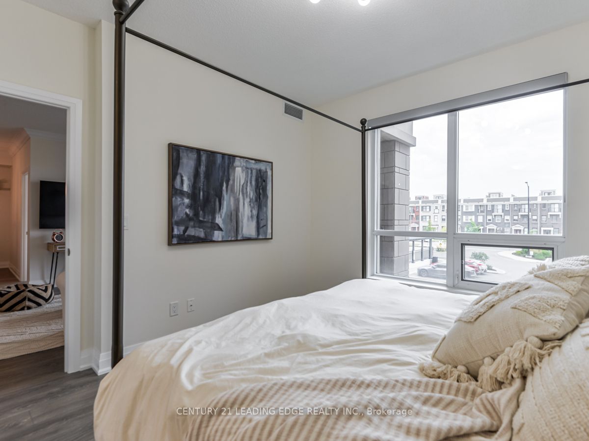 25 BAKER HILL Boulevard, #215