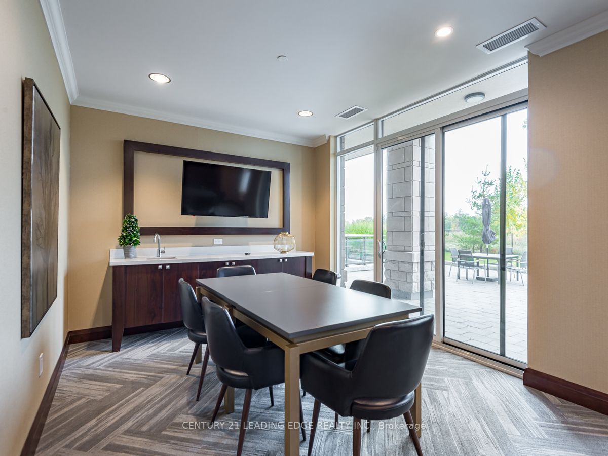 25 BAKER HILL Boulevard, #215