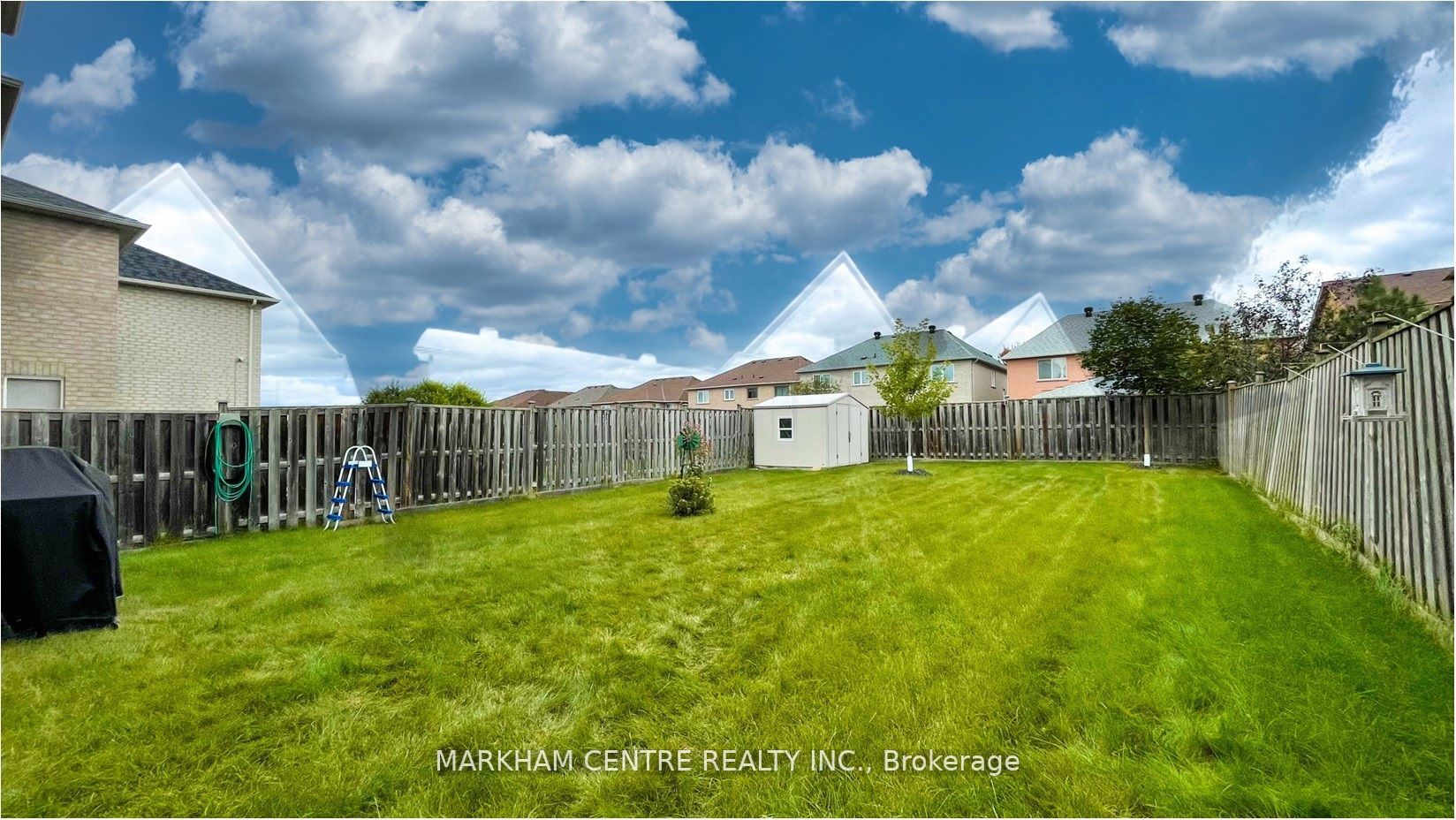 33 Rembrandt Dr