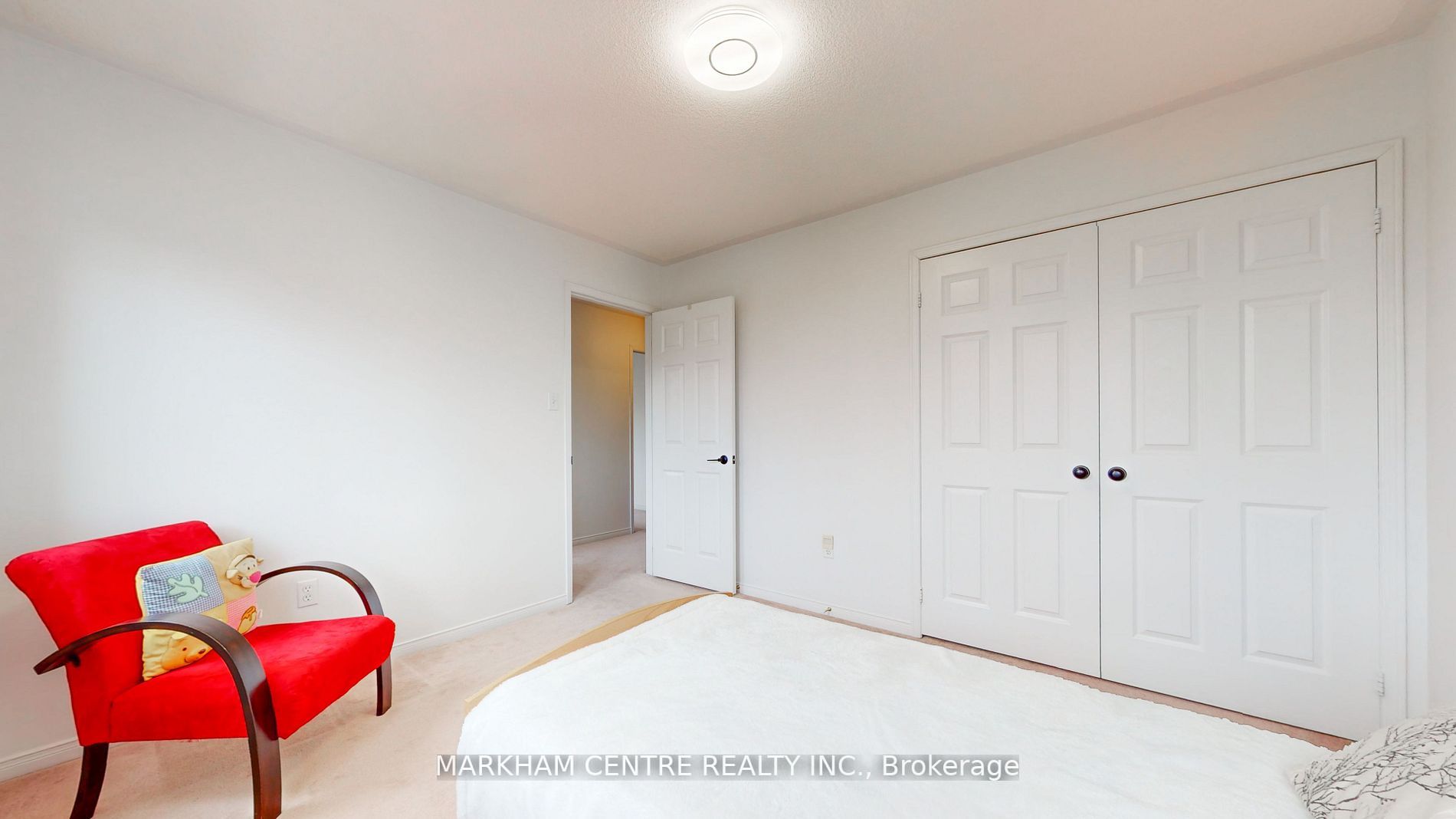 33 Rembrandt Dr
