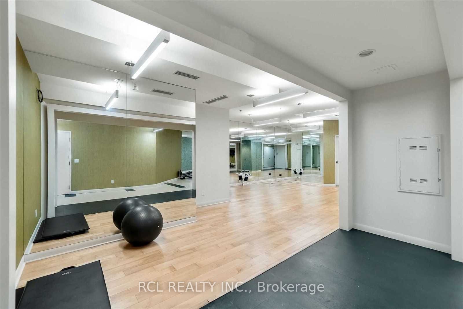 75 Norman Bethune Ave, #218