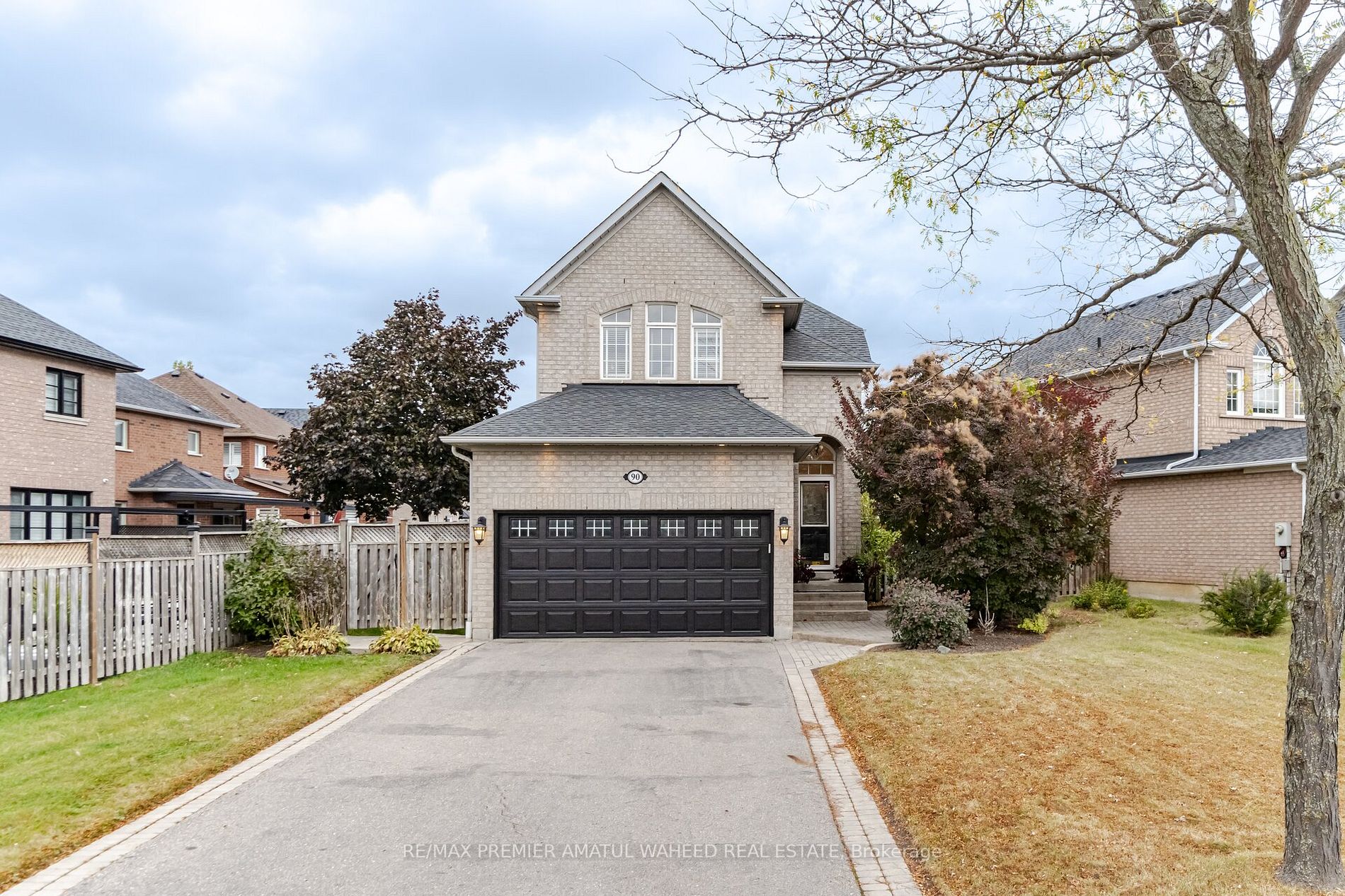 90 Seafield Rd