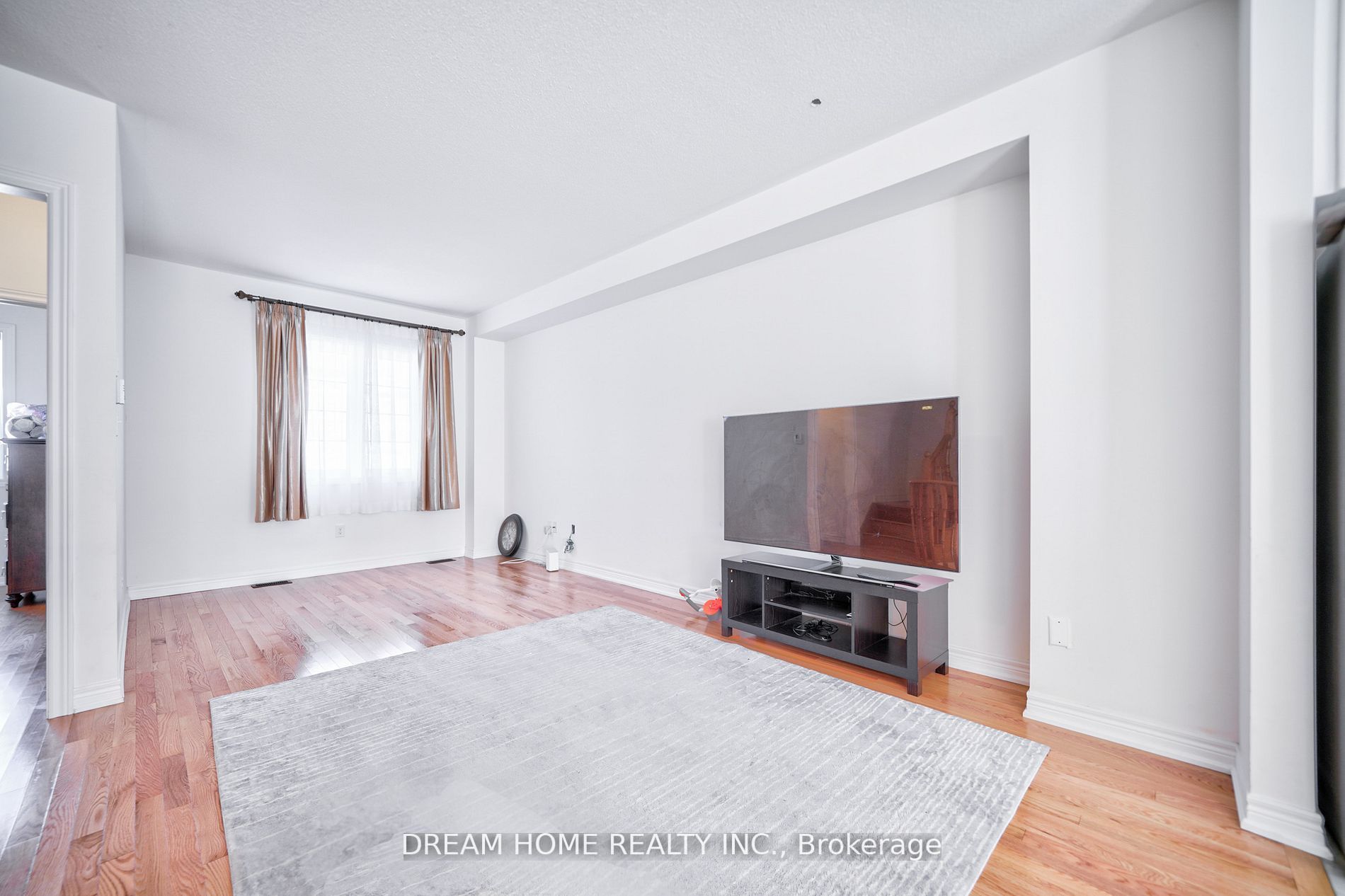 25 Globemaster Lane