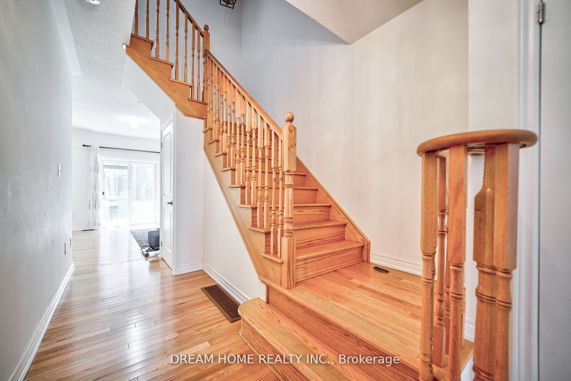 25 Globemaster Lane