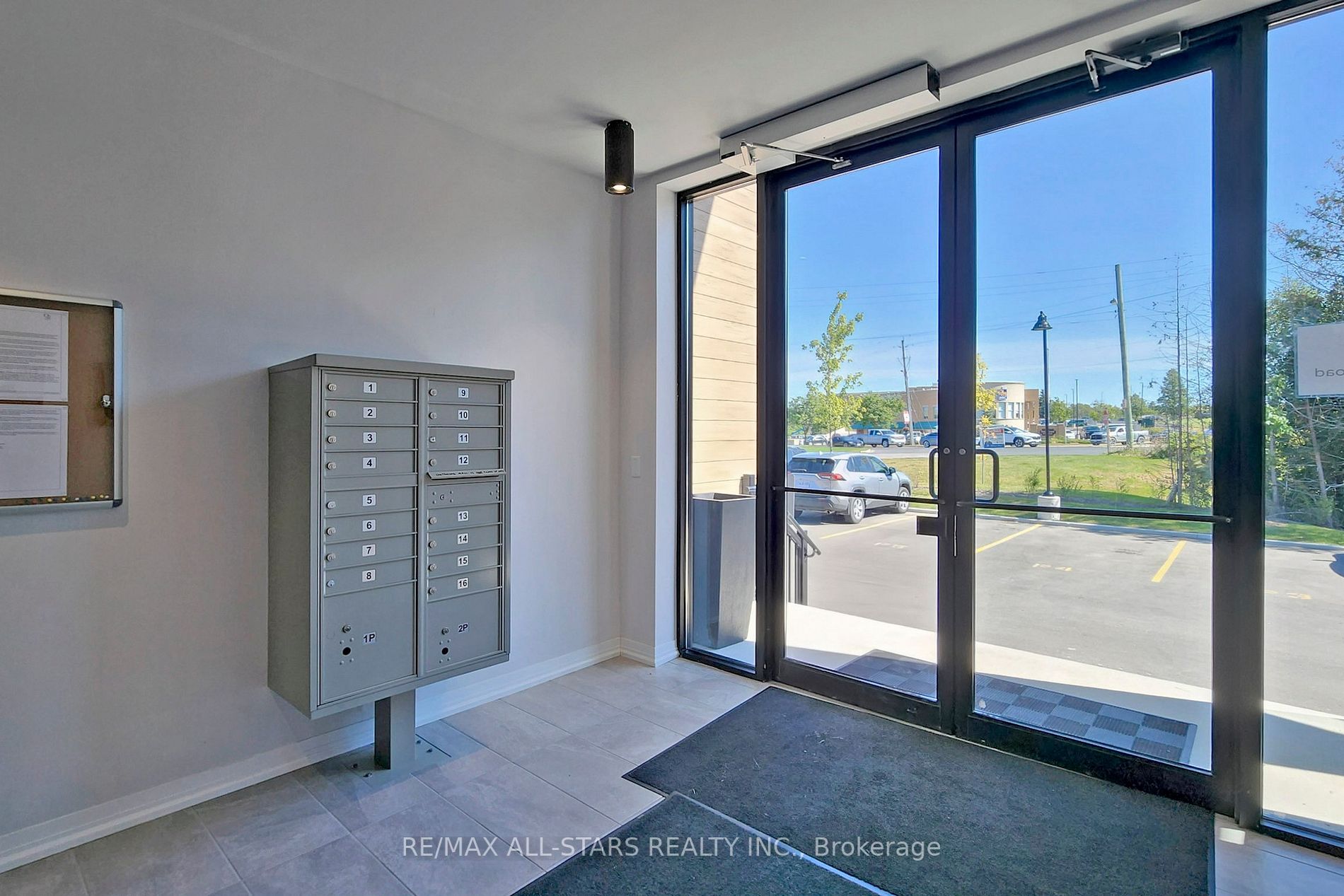 164 Cemetery Rd, #201