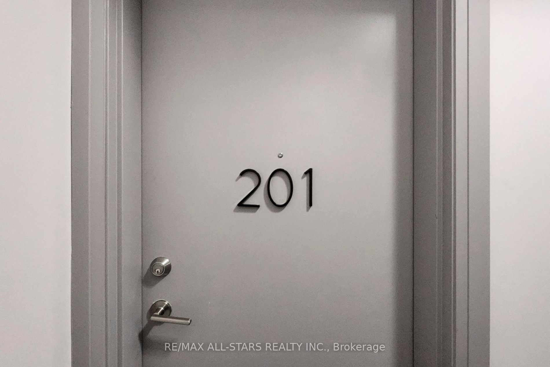 164 Cemetery Rd, #201