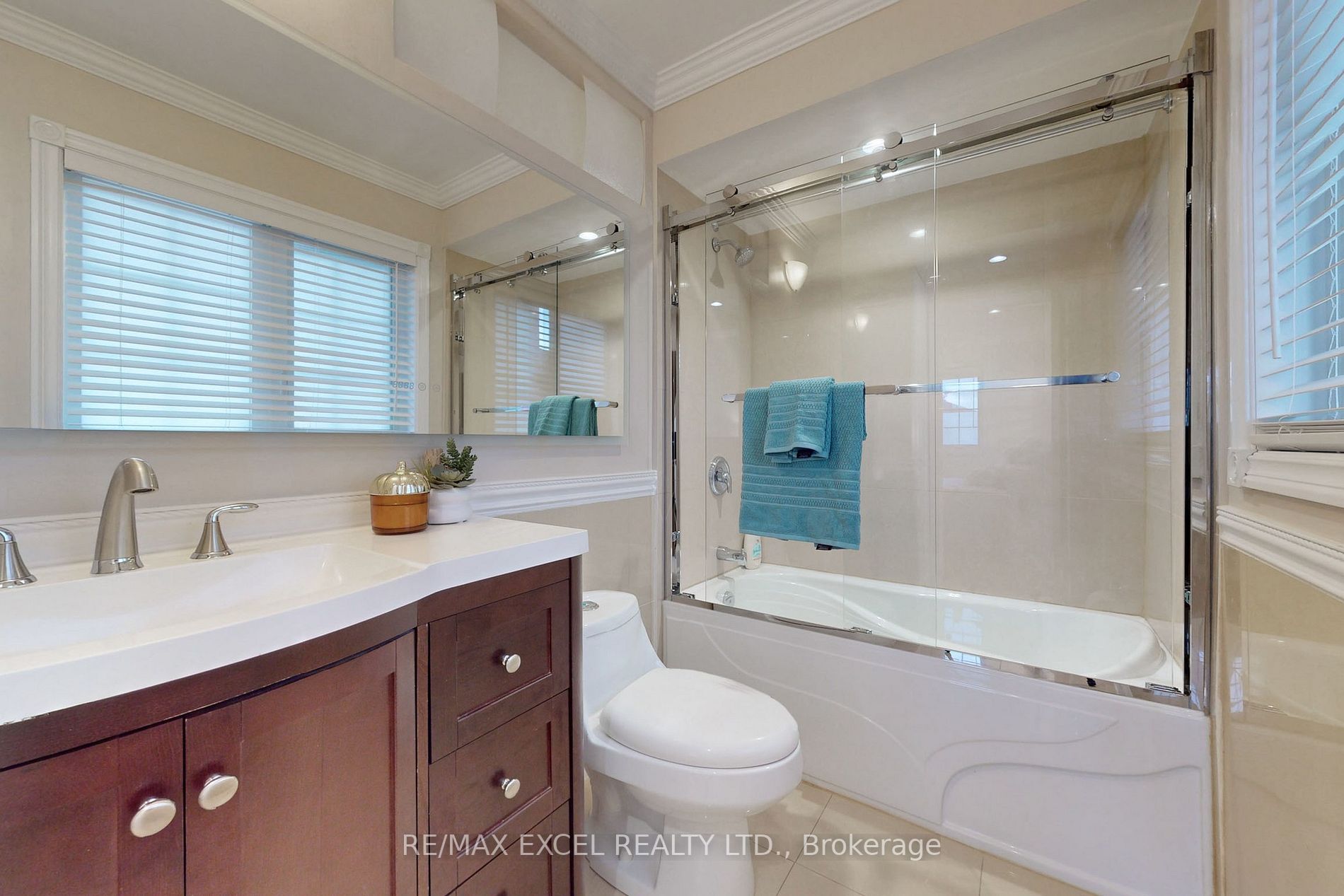 53 Chalmers Rd