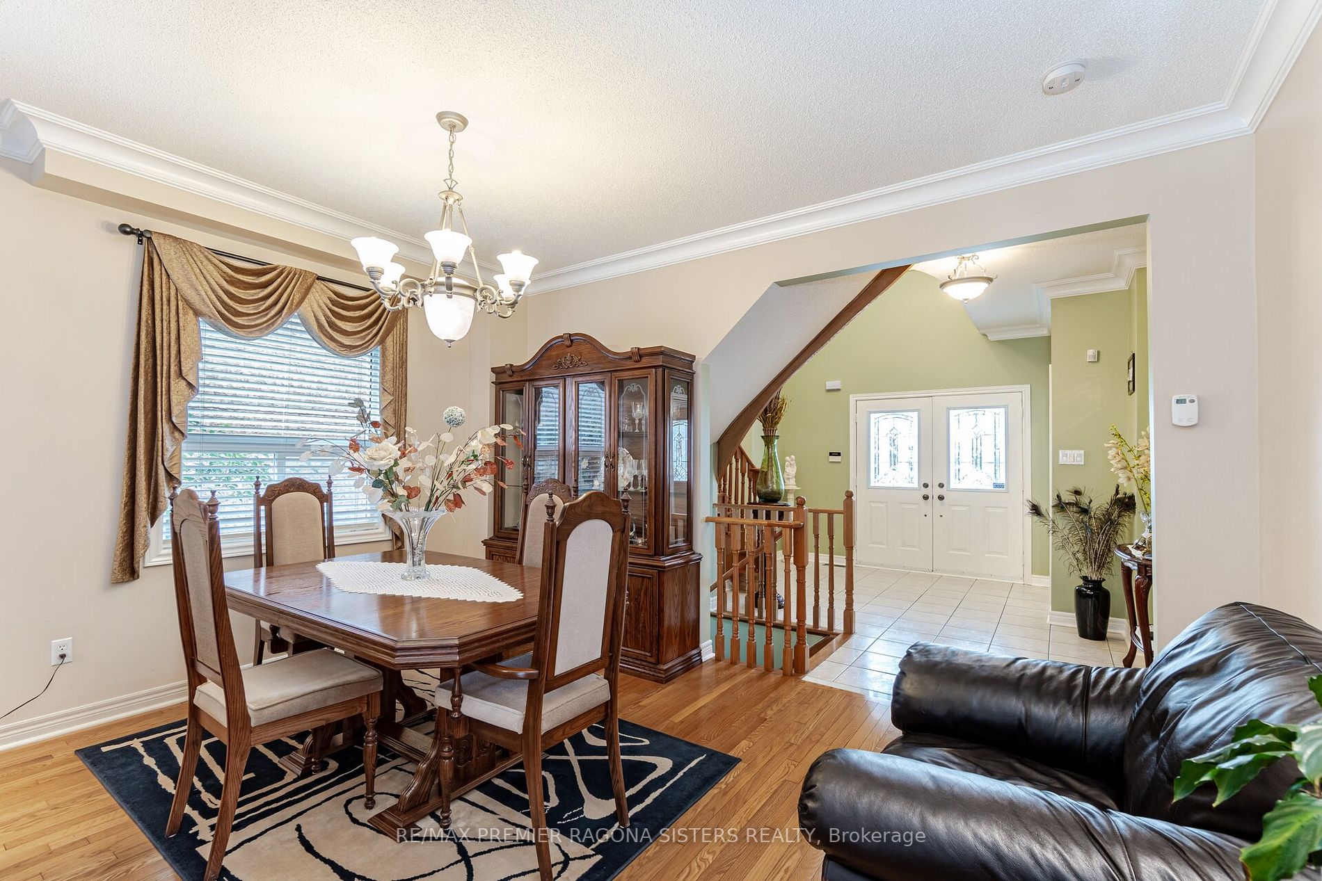 57 Ten Oaks Boulevard