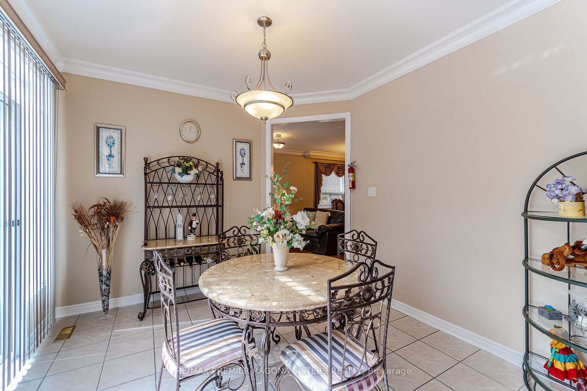 57 Ten Oaks Boulevard