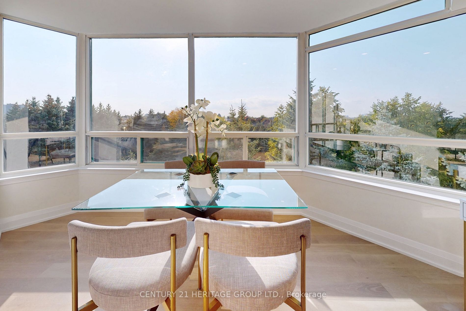 7250 Yonge Street, #607