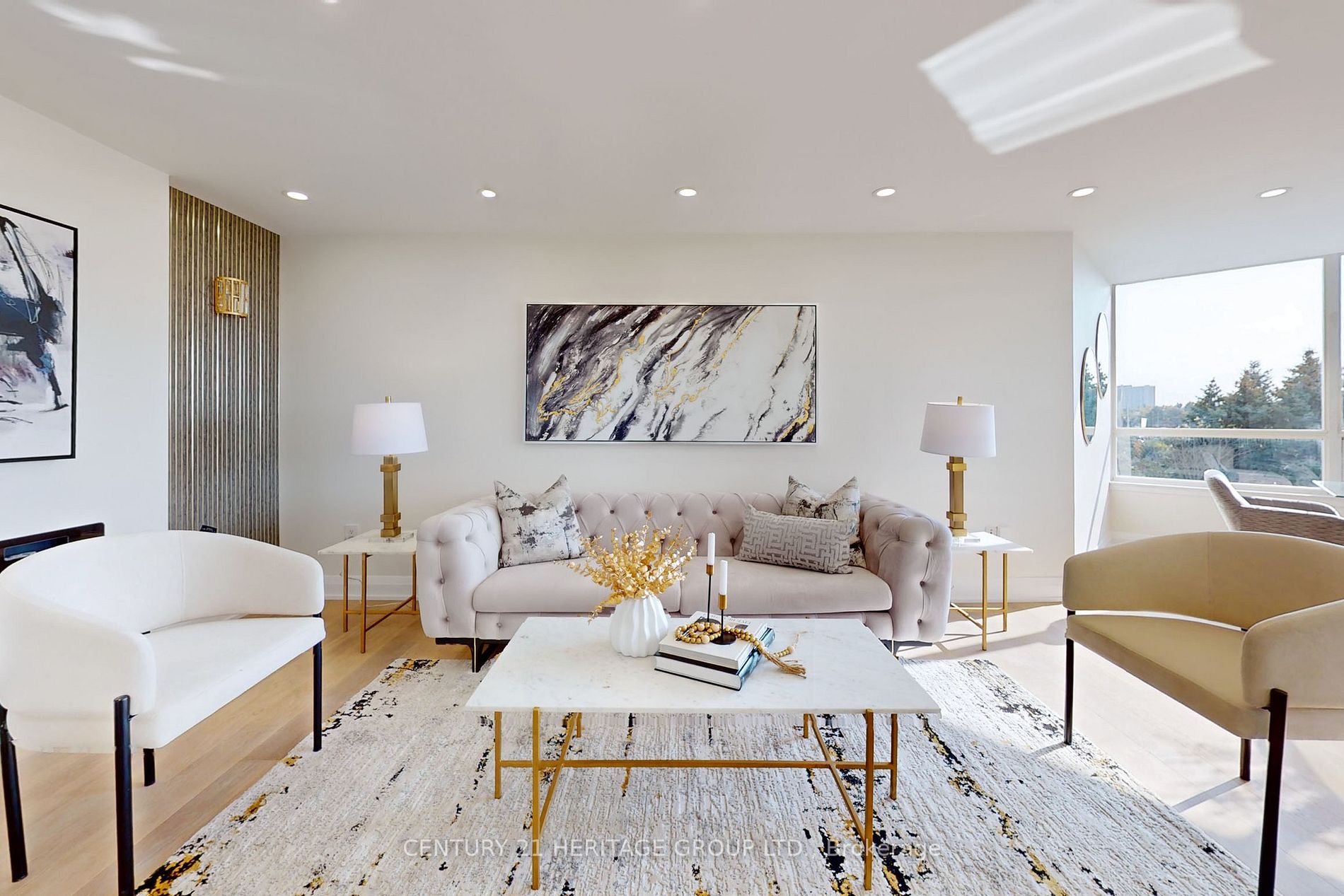 7250 Yonge Street, #607