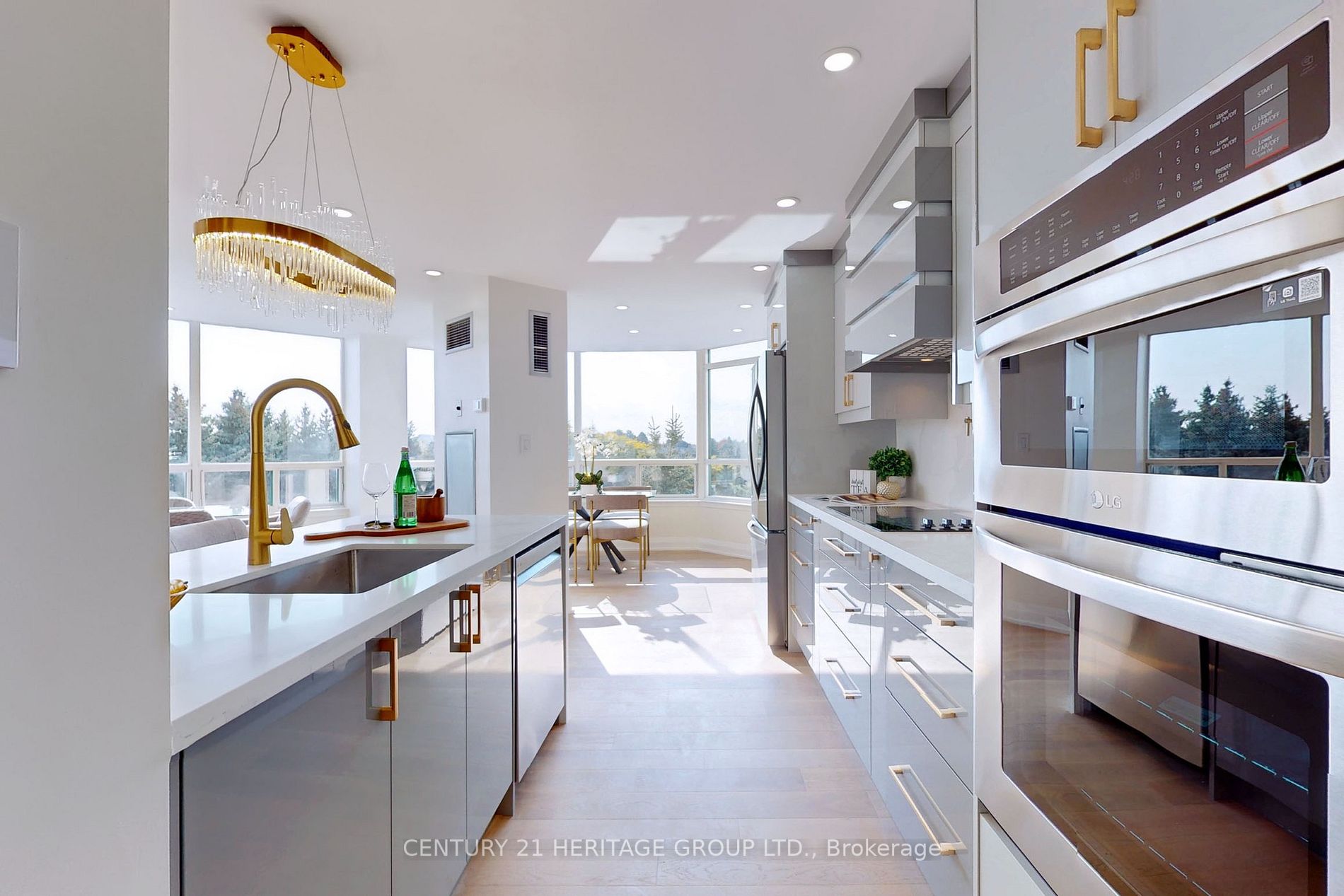 7250 Yonge Street, #607