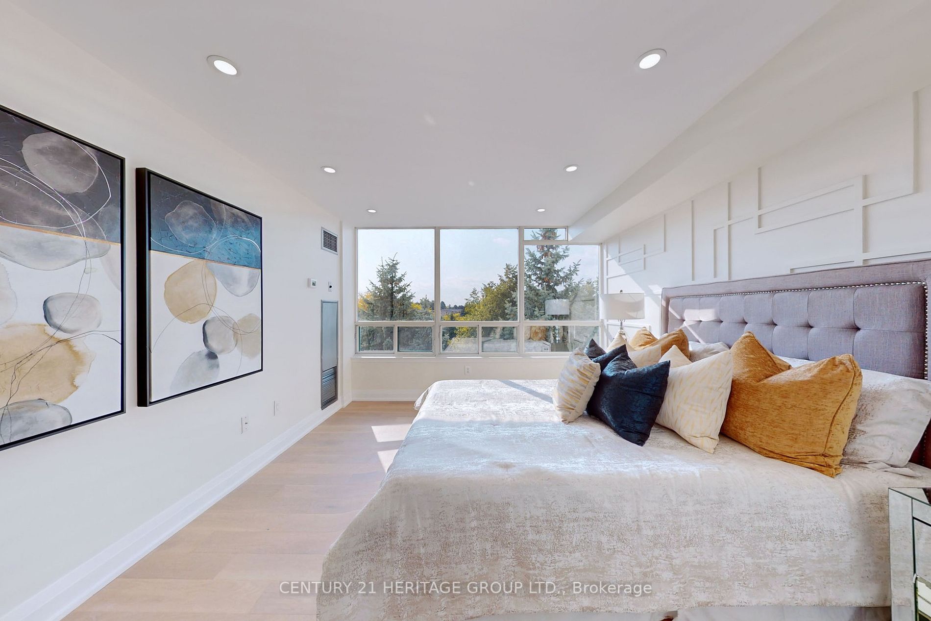 7250 Yonge Street, #607