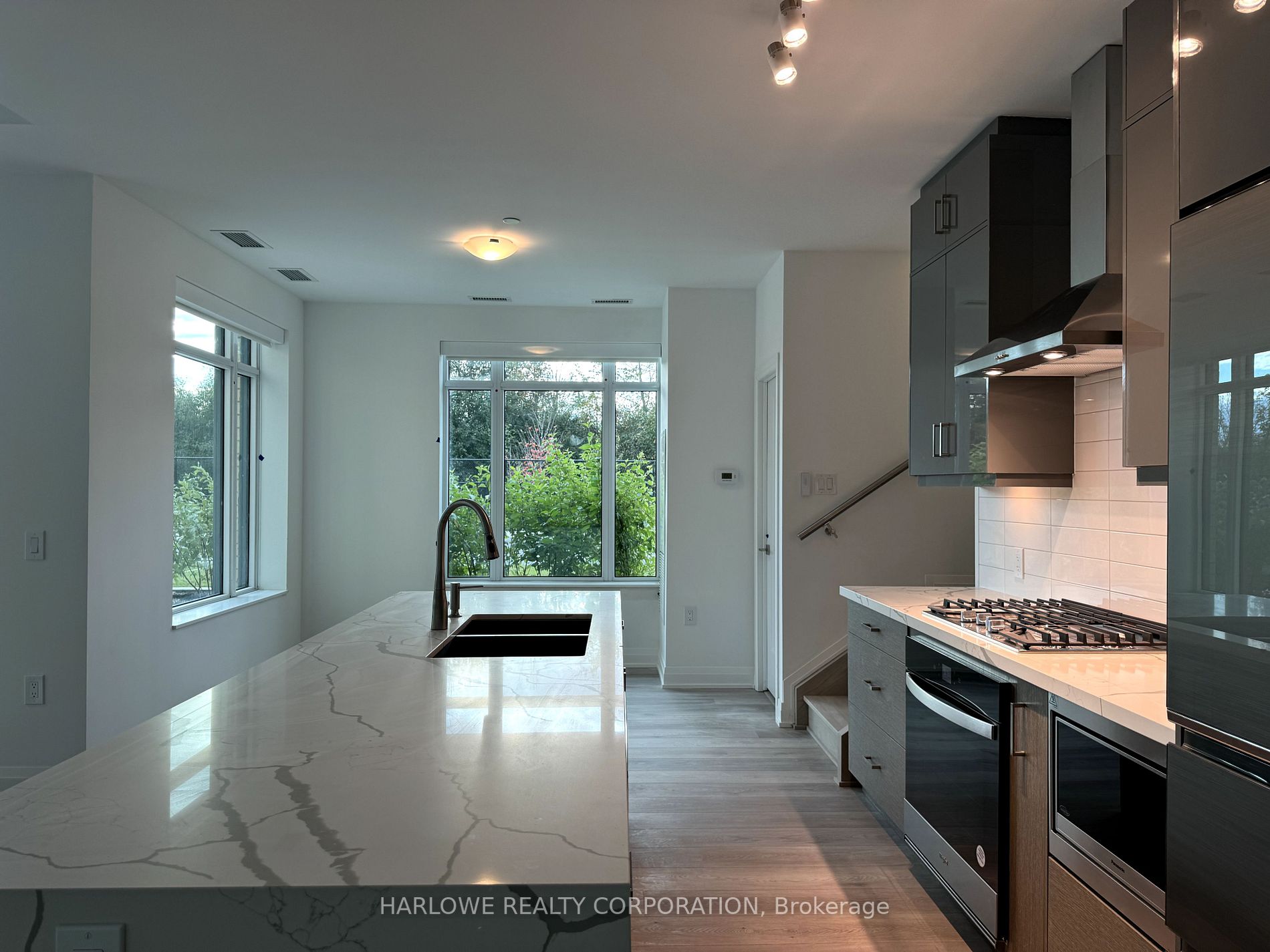11782 Ninth Line, #101 A