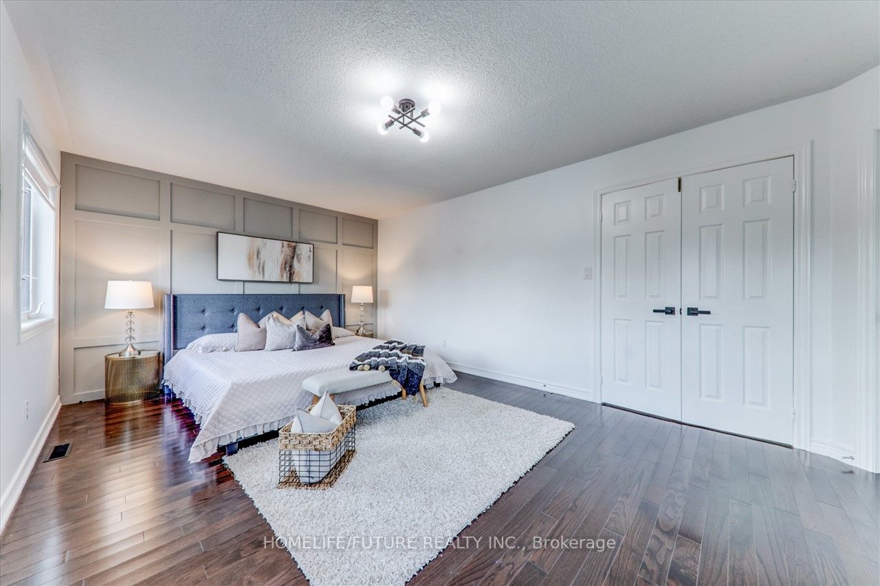 5 Autumnglen Rd