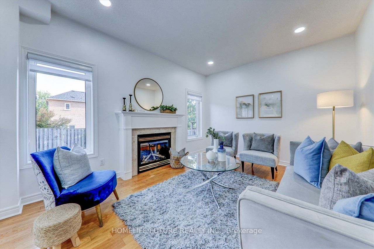 5 Autumnglen Rd