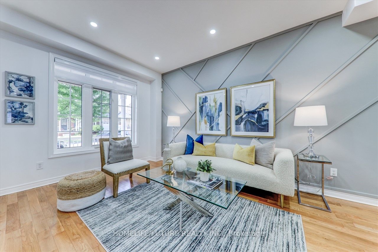 5 Autumnglen Rd