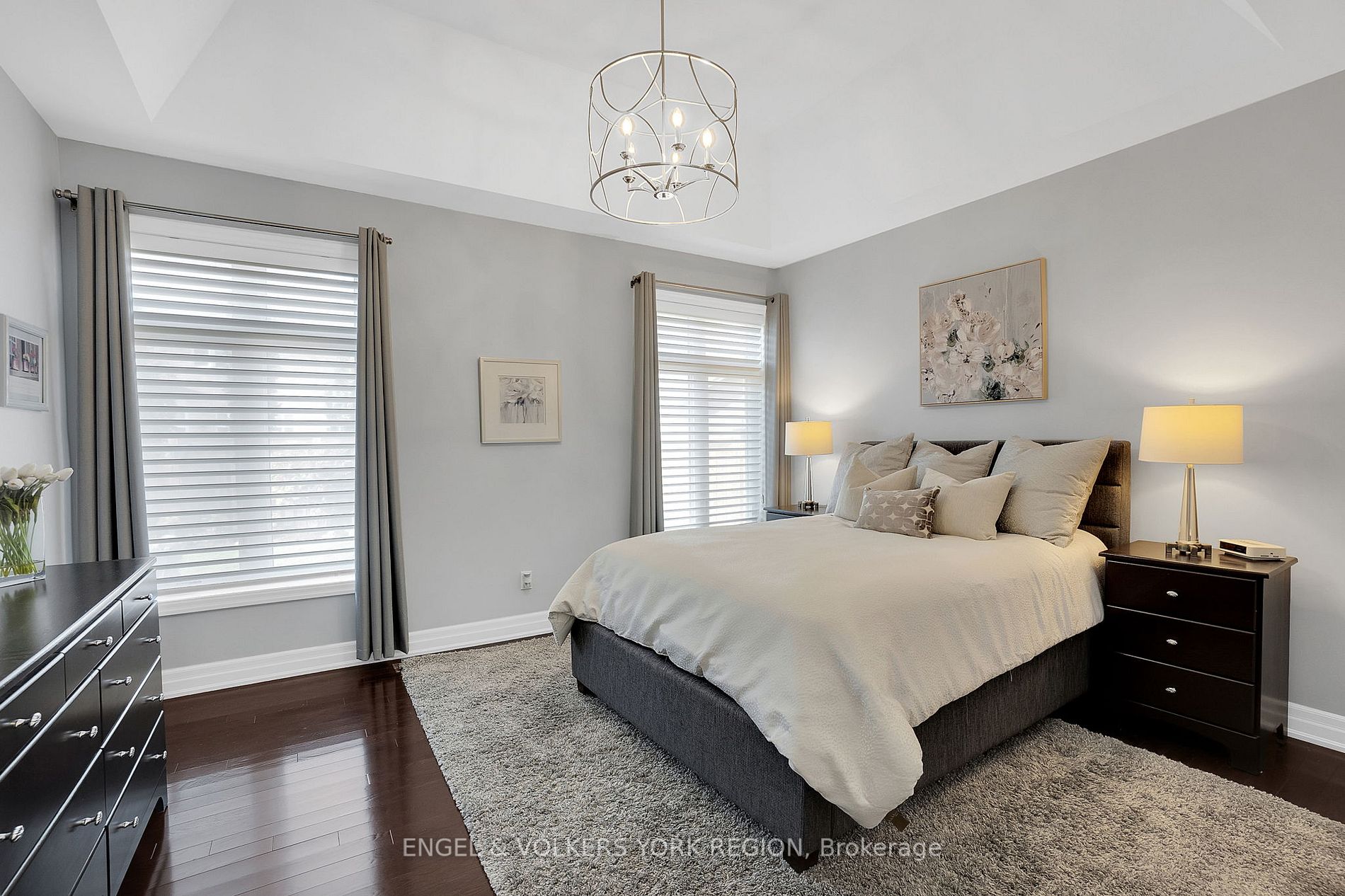 4 Sim Hill Cres