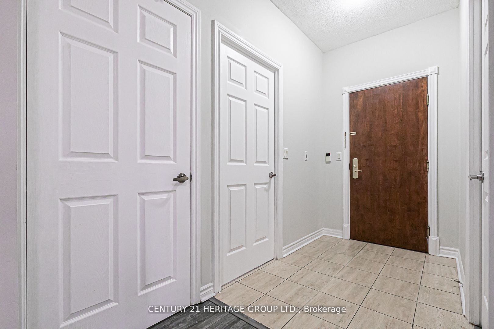 130 Pond Dr, #102