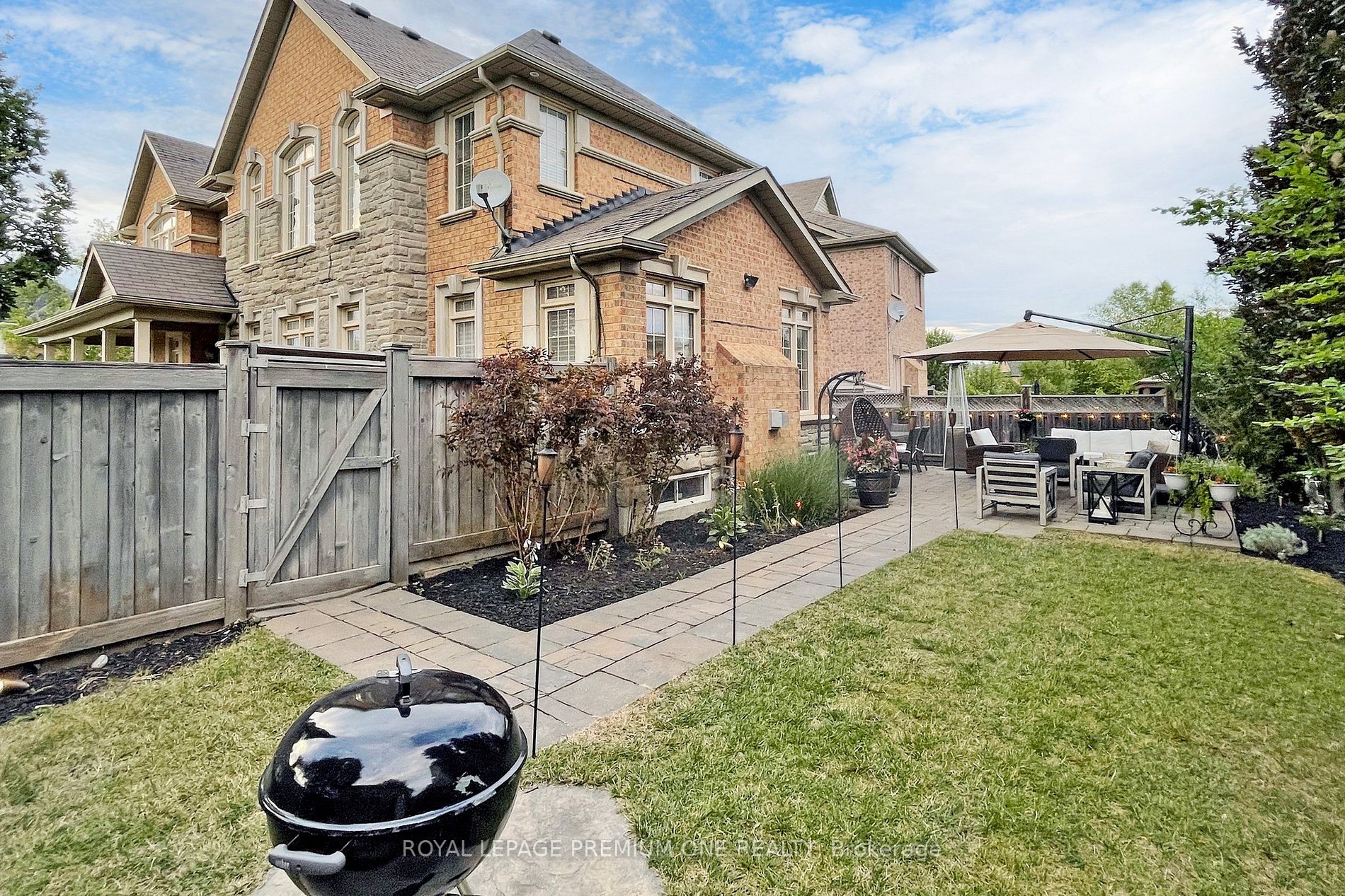 266 Rivermill Crescent