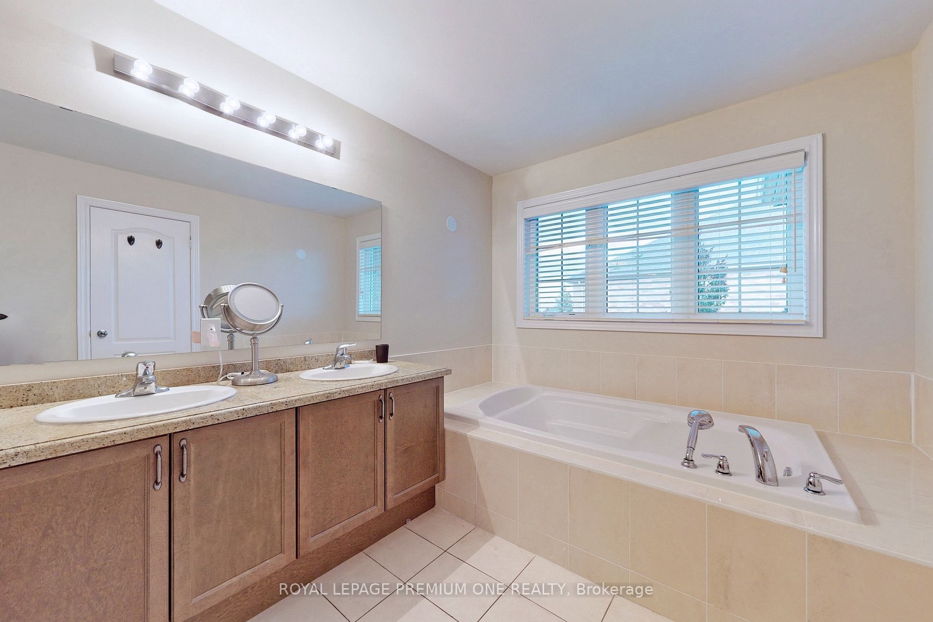 266 Rivermill Crescent