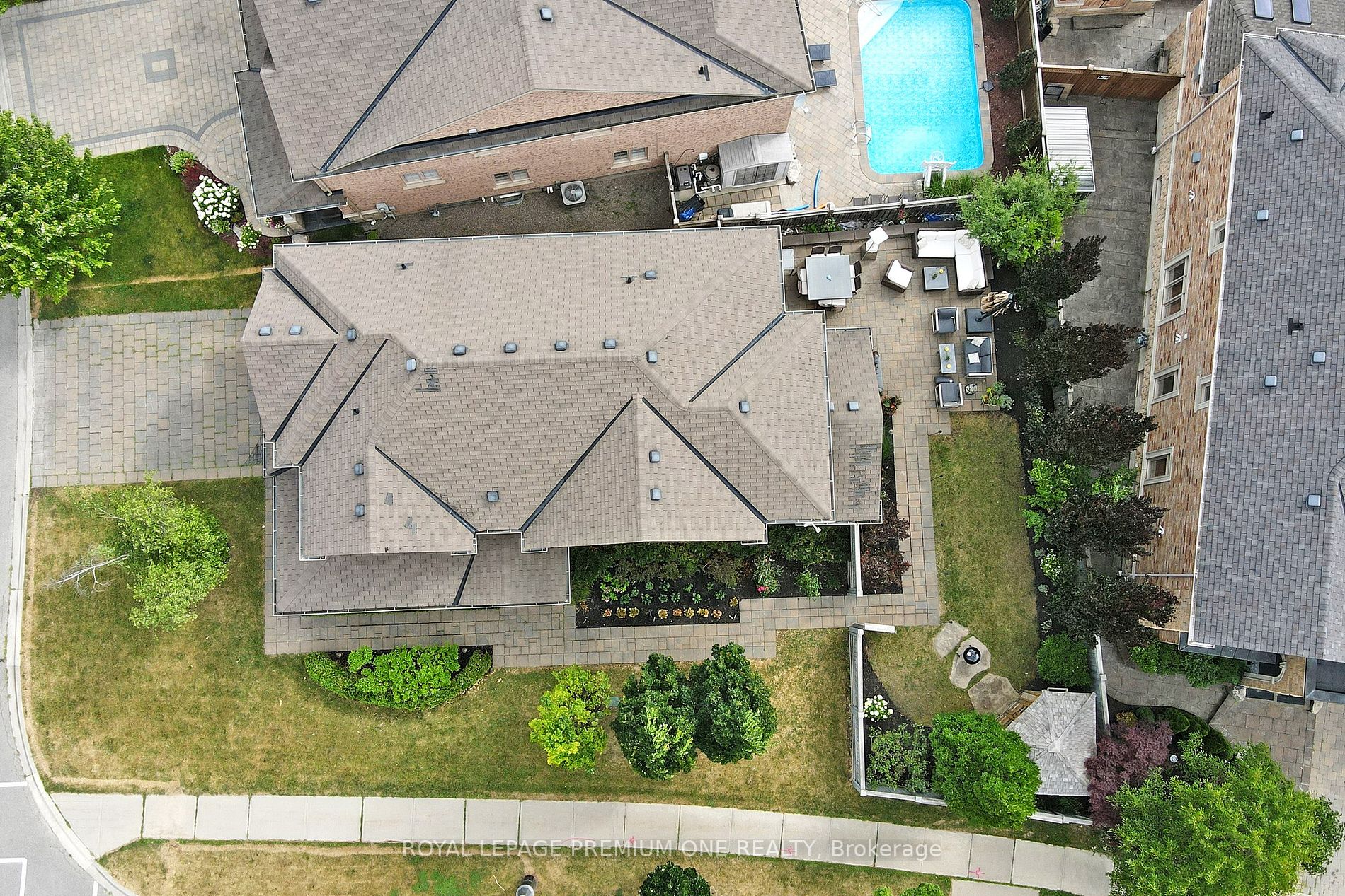 266 Rivermill Crescent