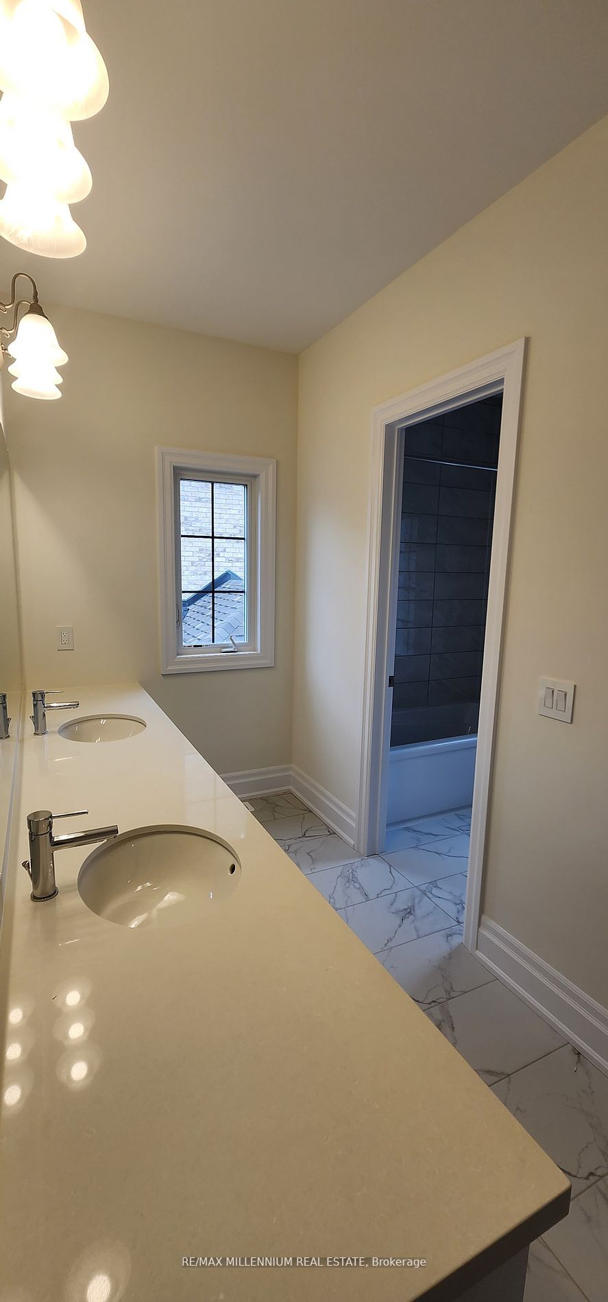 26 Enclave Crt