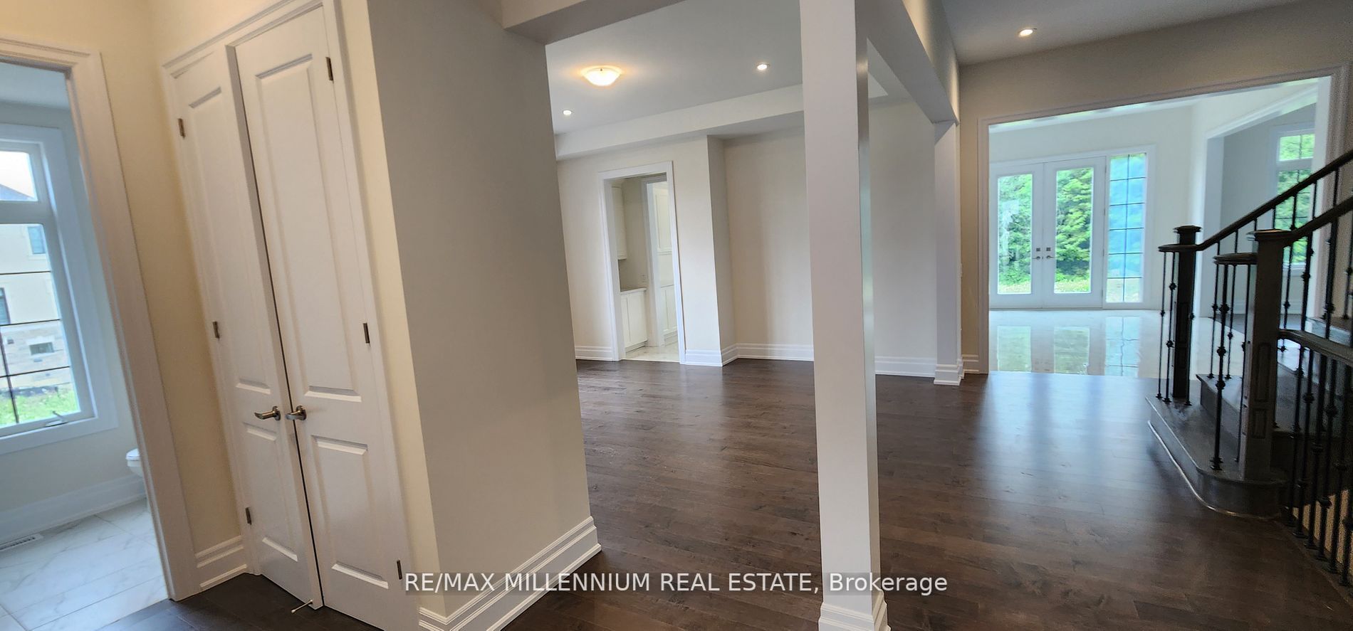 26 Enclave Crt