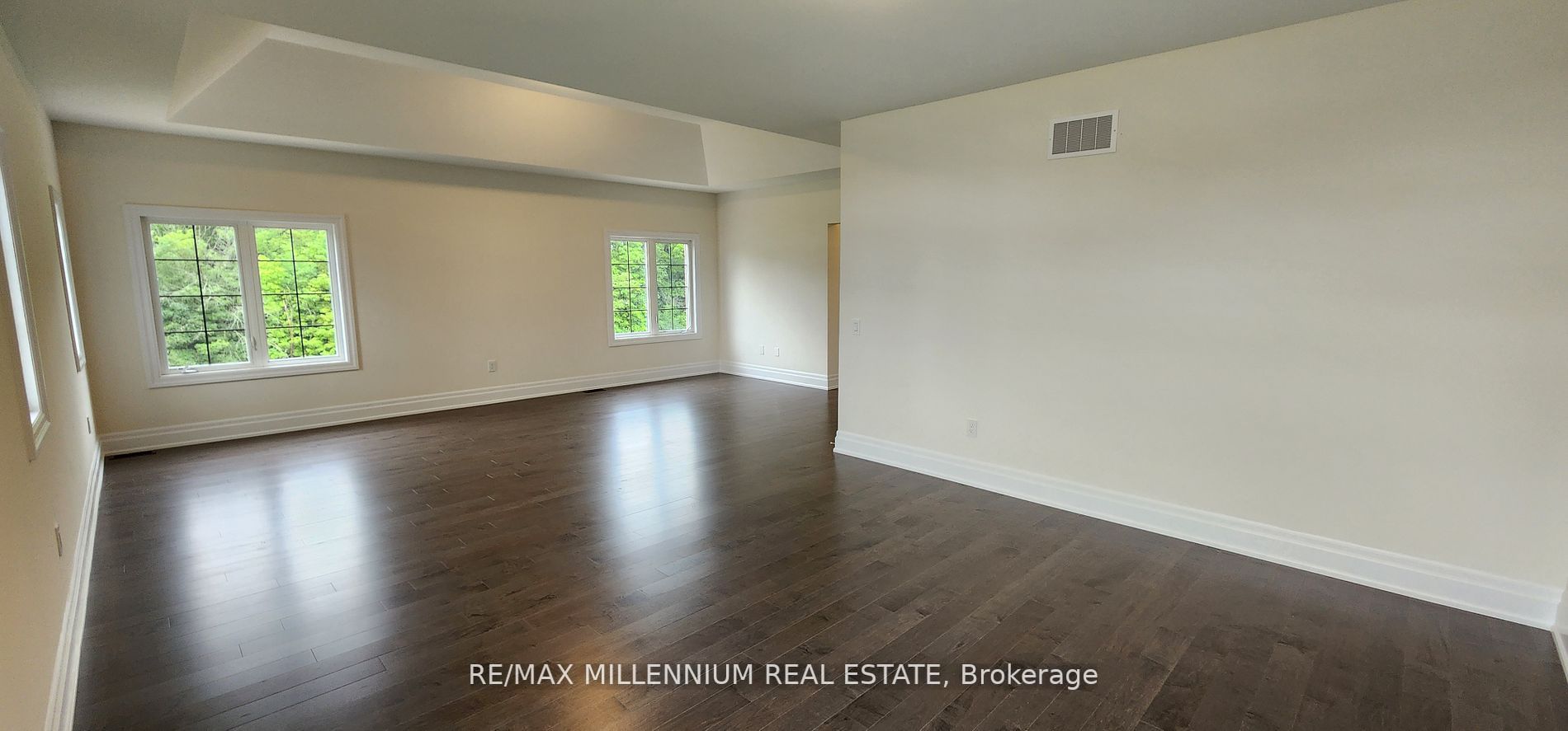 26 Enclave Crt