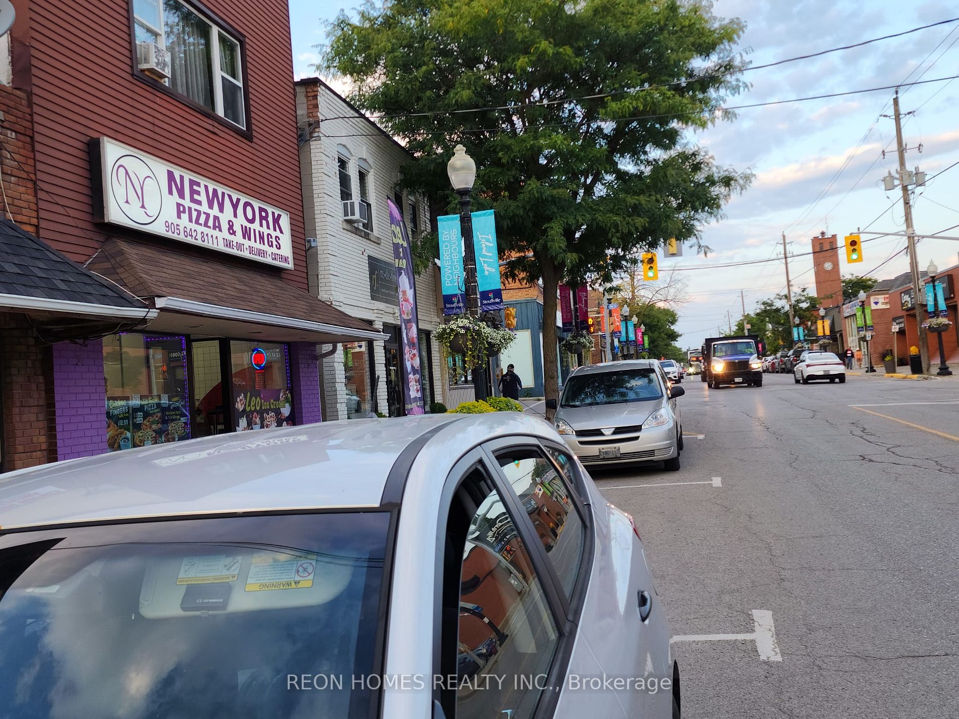 6252 Main St