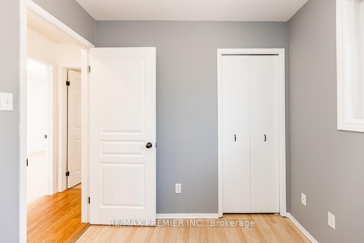 122 Tupper St E, #Main