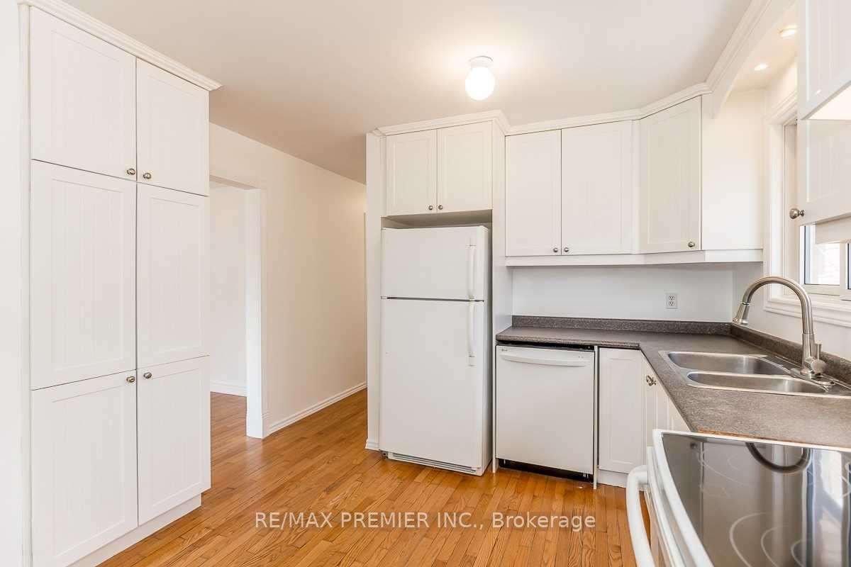 122 Tupper St E, #Main