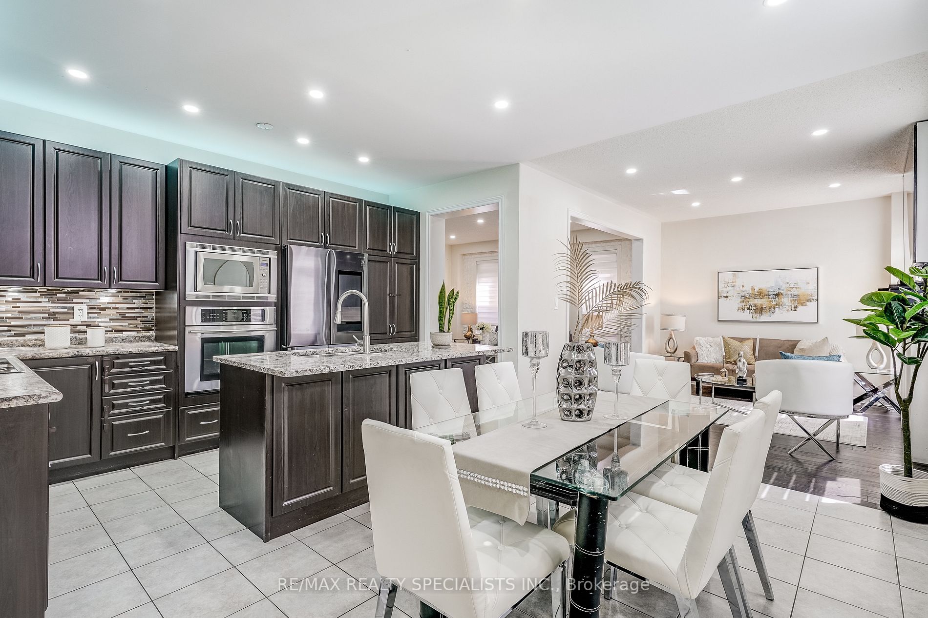 18 Rogers Trail