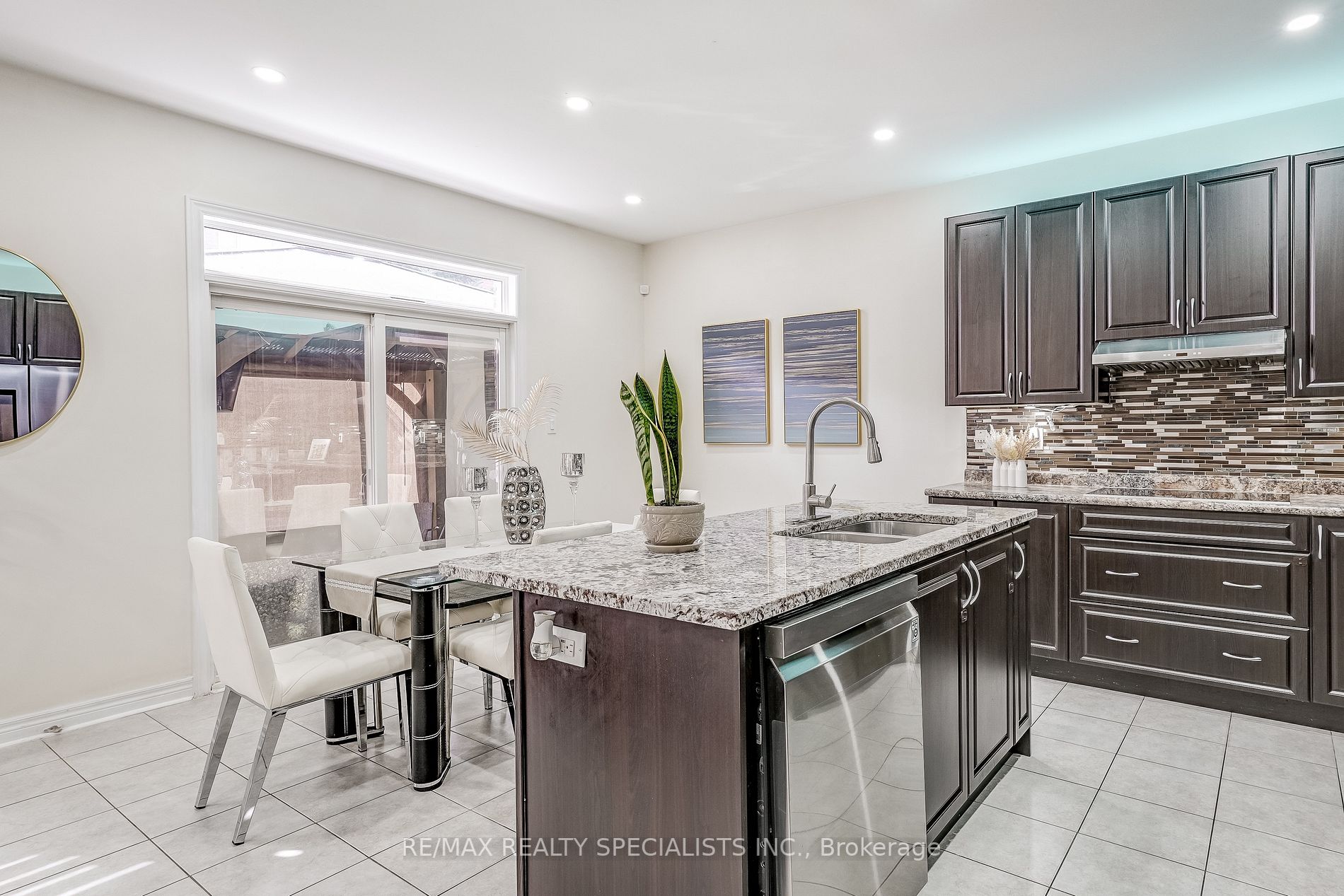 18 Rogers Trail