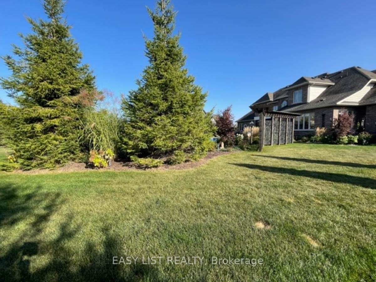 15 Pine Vista Ave