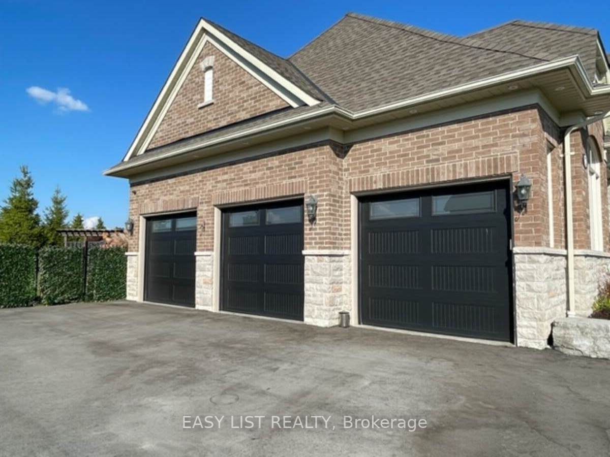 15 Pine Vista Ave