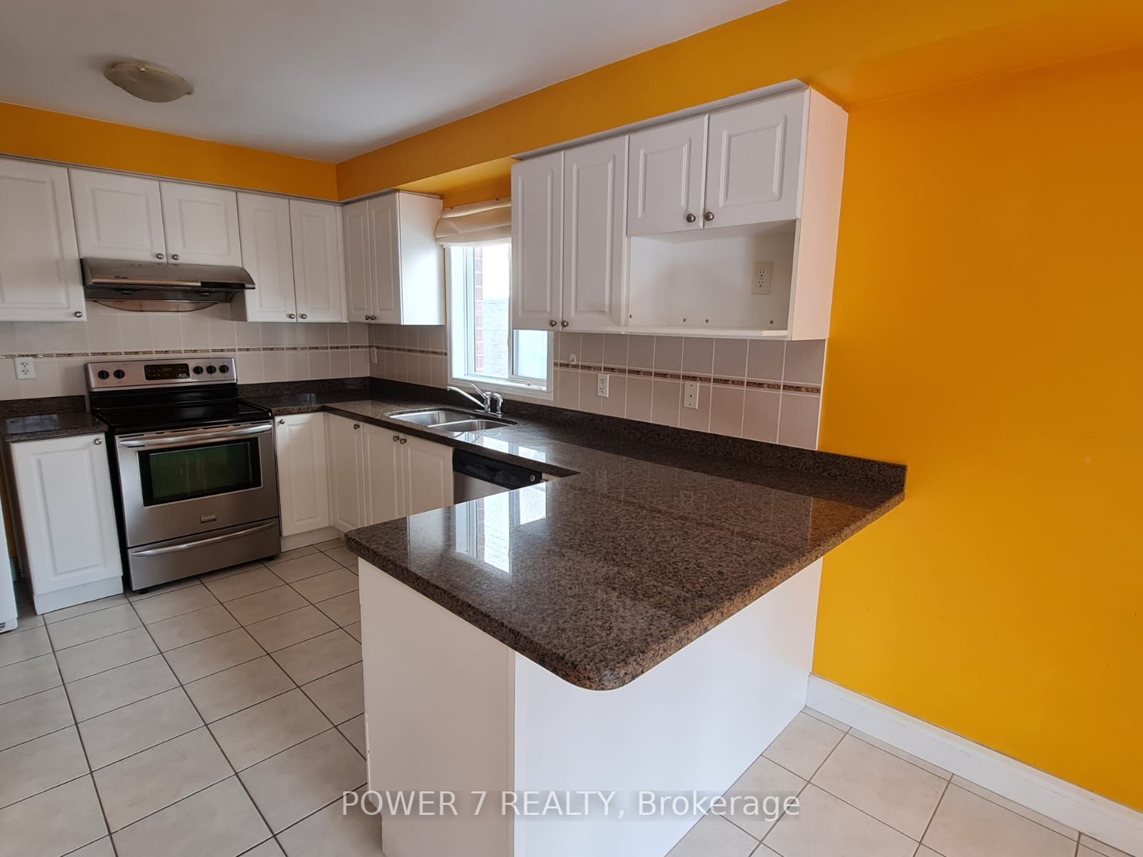 277 White's Hill Ave