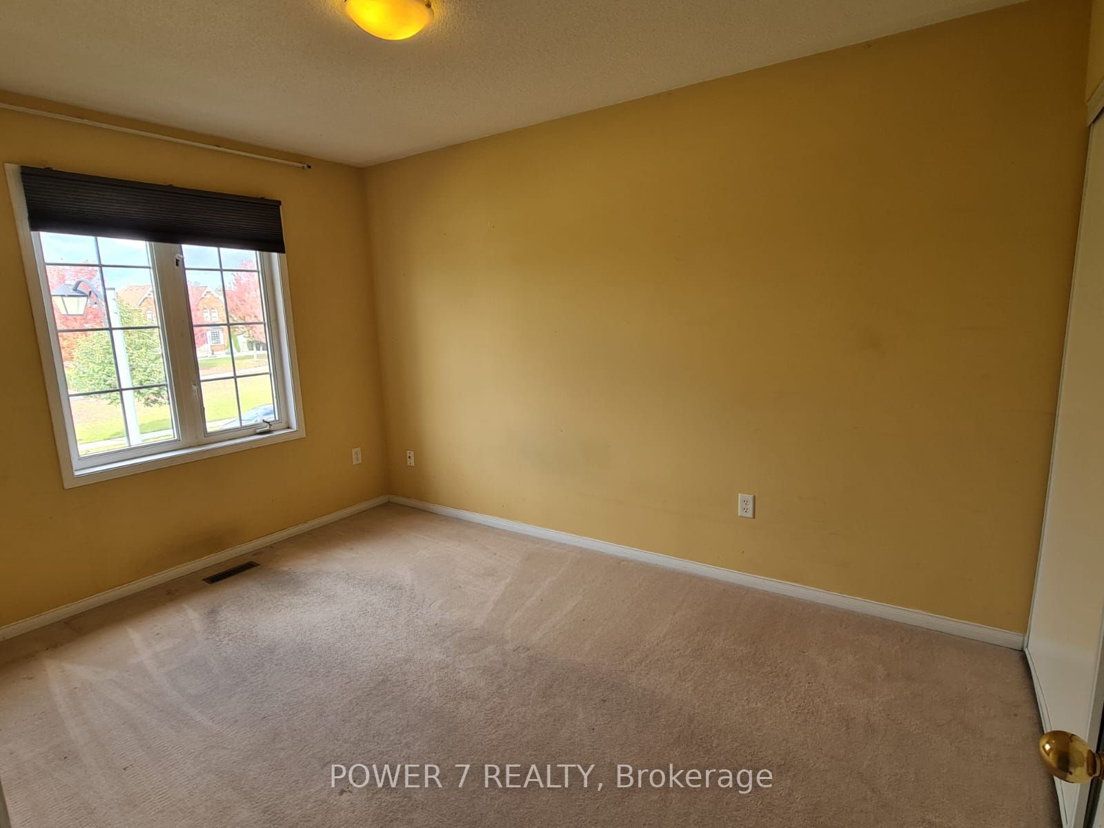 277 White's Hill Ave