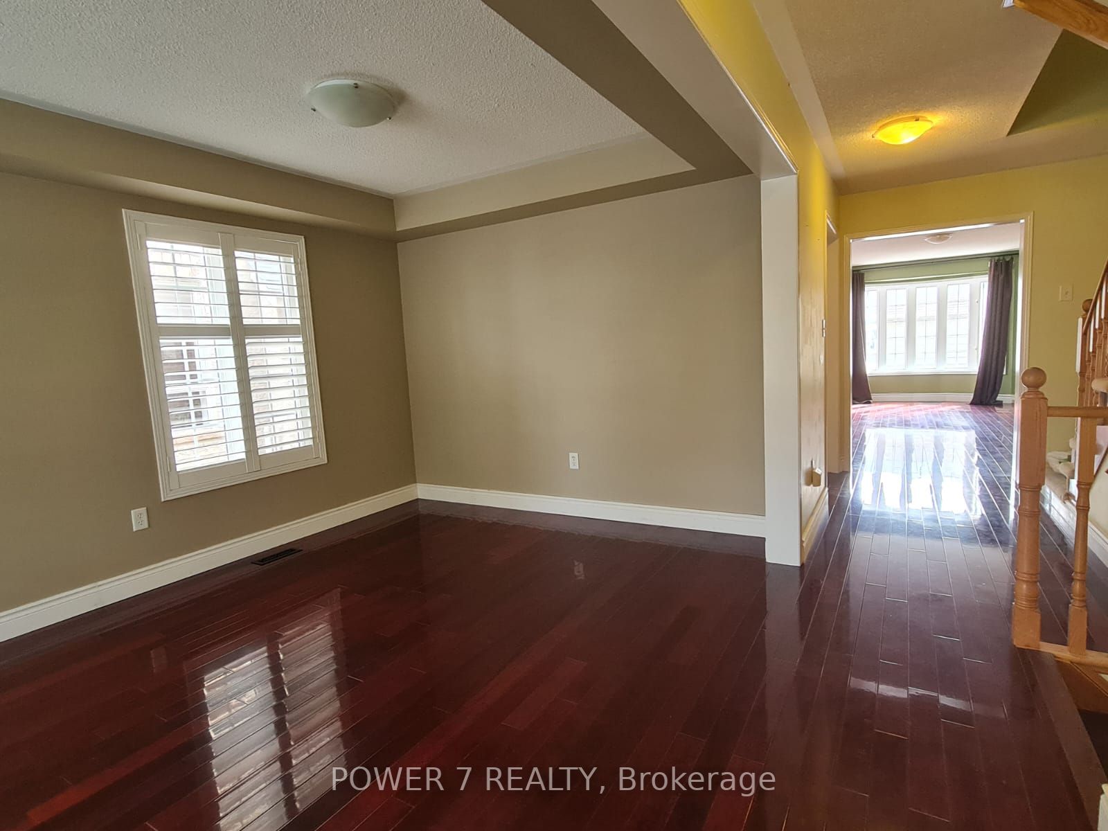 277 White's Hill Ave