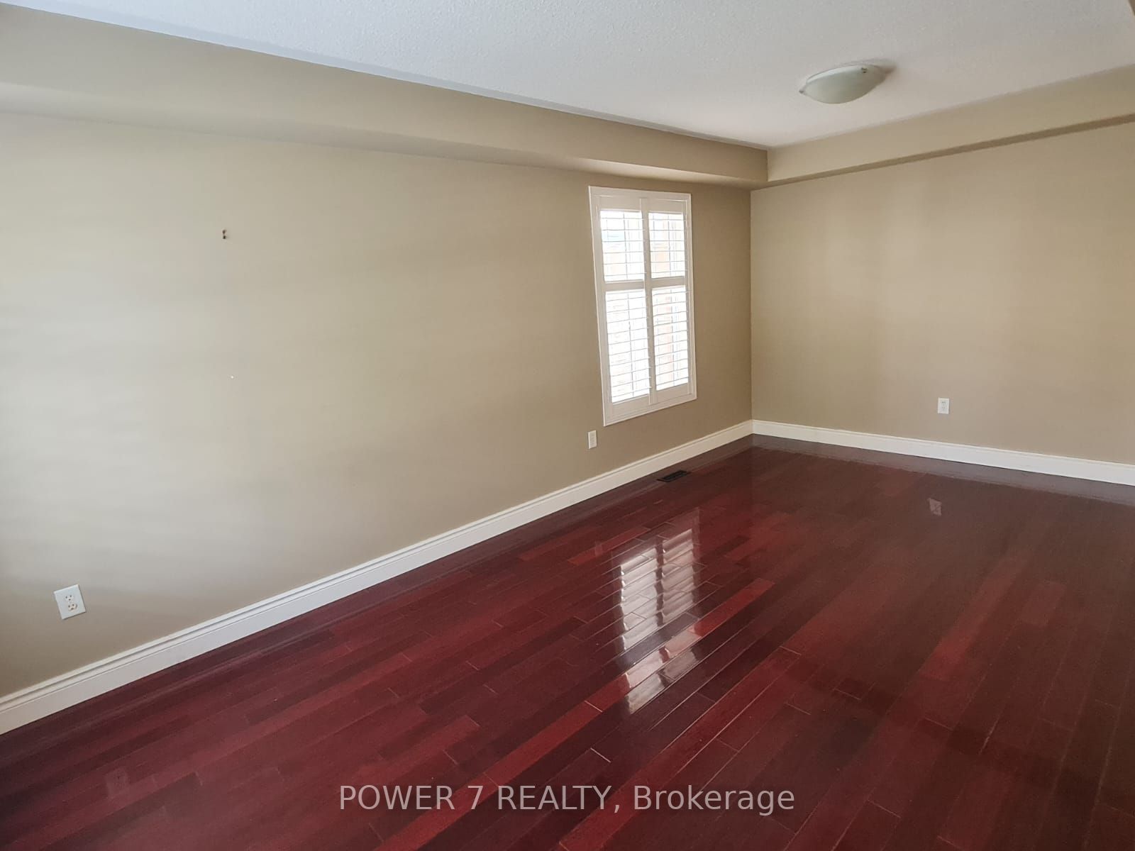 277 White's Hill Ave