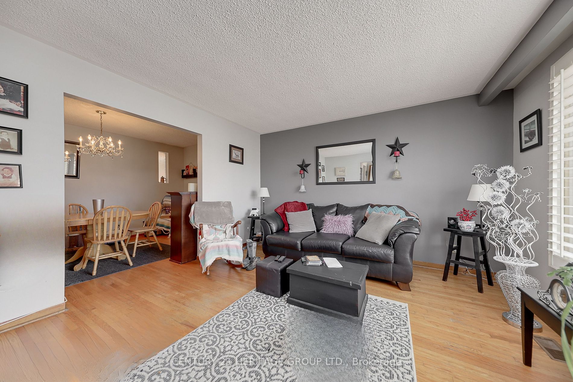 128 Centre St