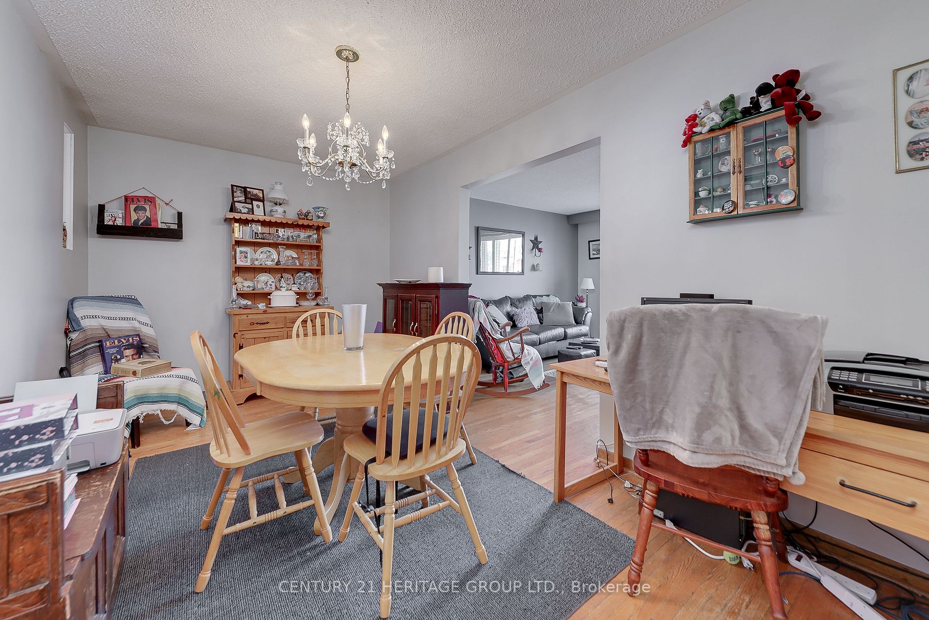 128 Centre St