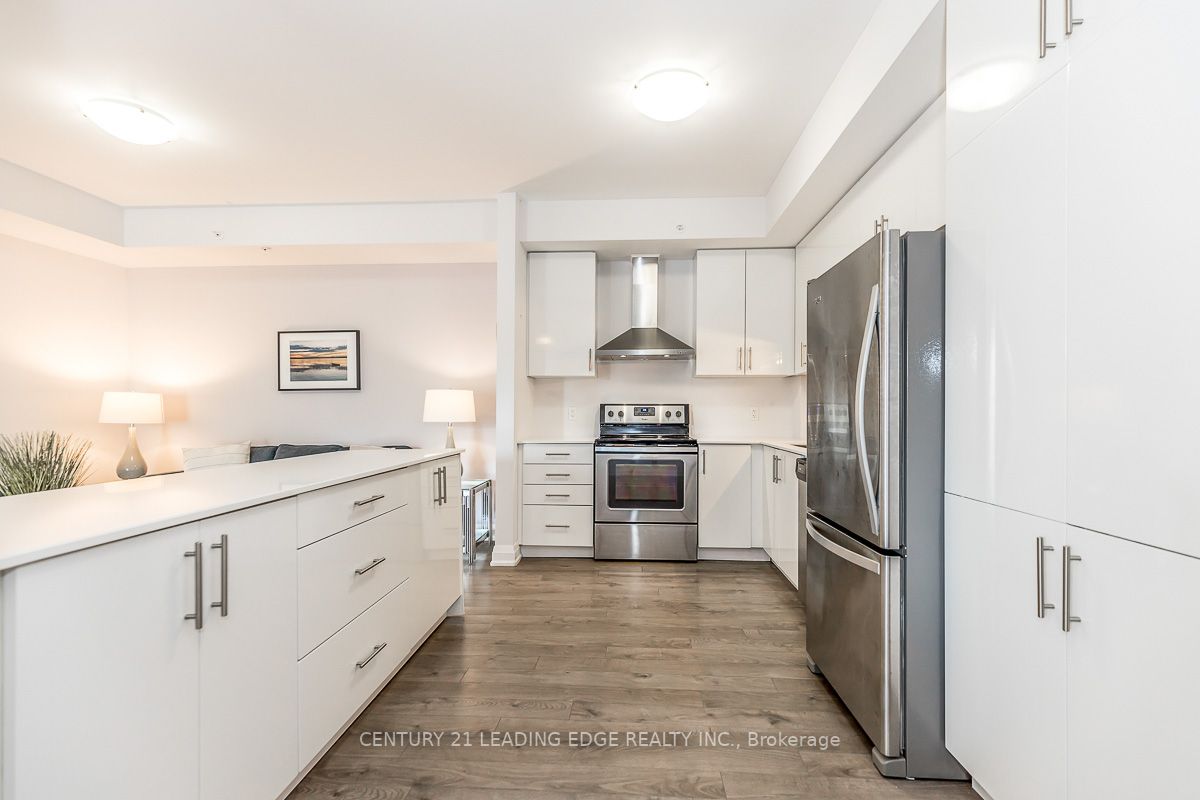 481 Rupert Ave, #111