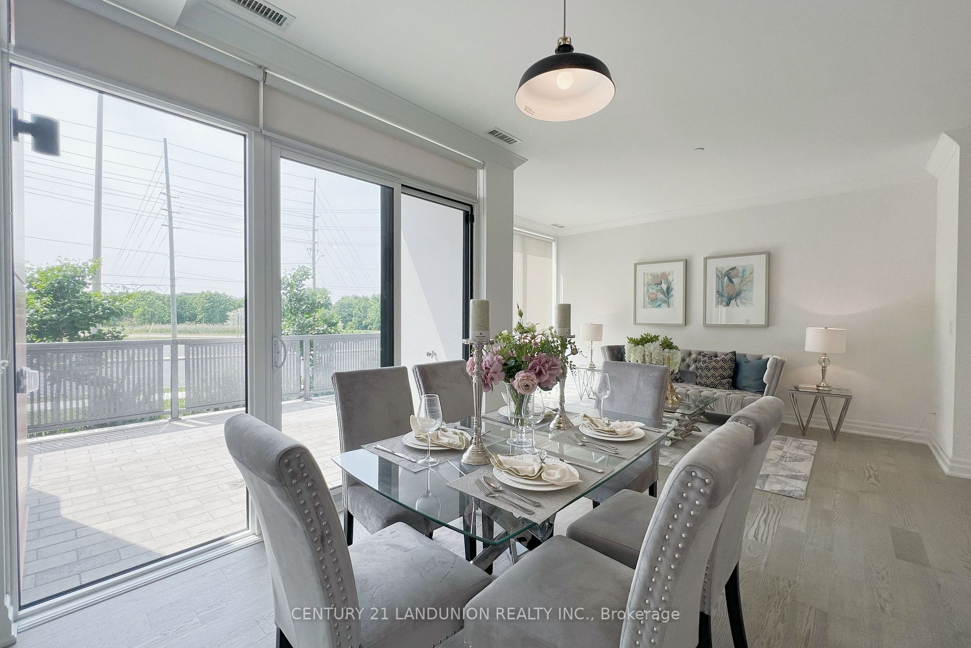 10 Rouge Valley Dr W, #103