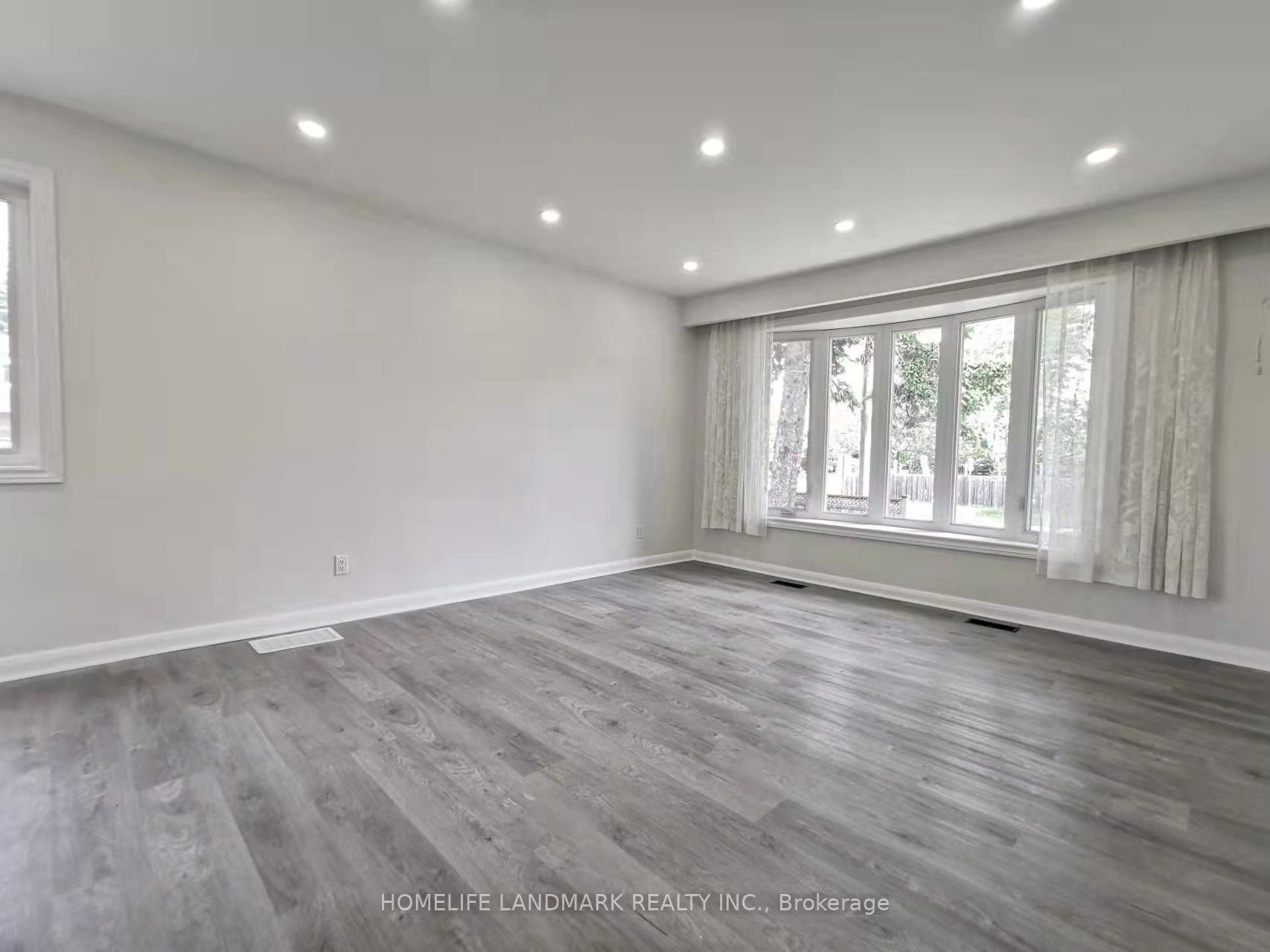 28 Benfer Rd, #Main